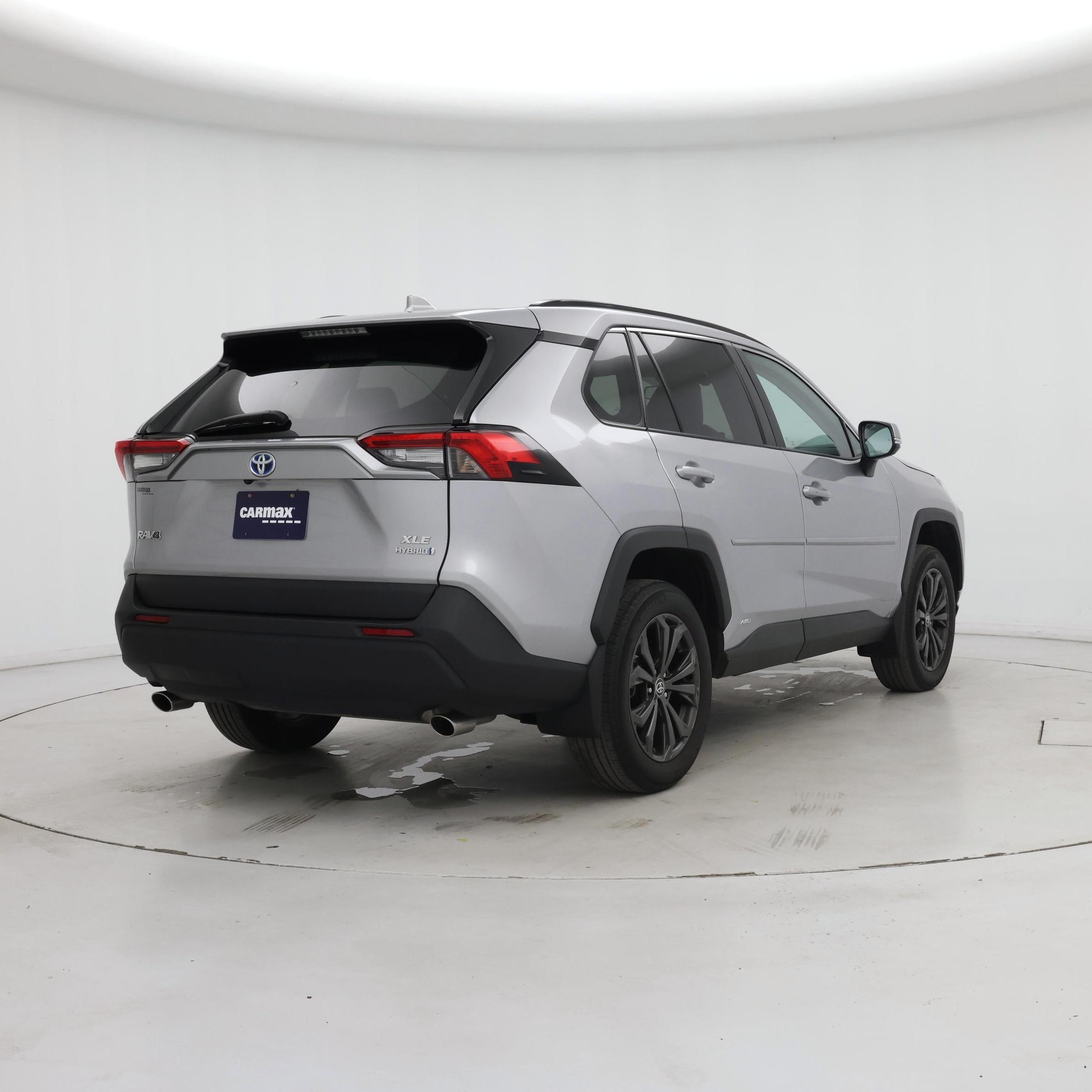 Thumbnail: 2023 Toyota RAV4 - 8