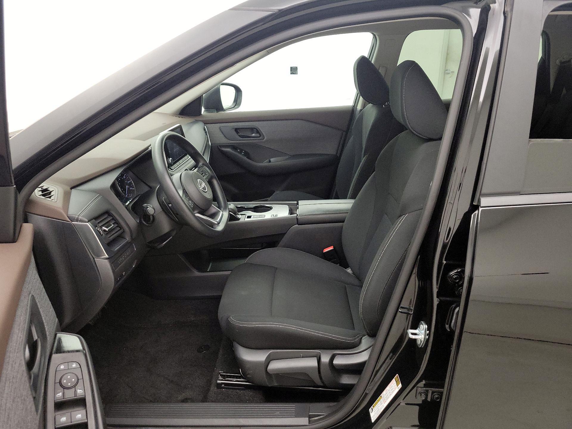 Thumbnail: 2023 Nissan Rogue - 11