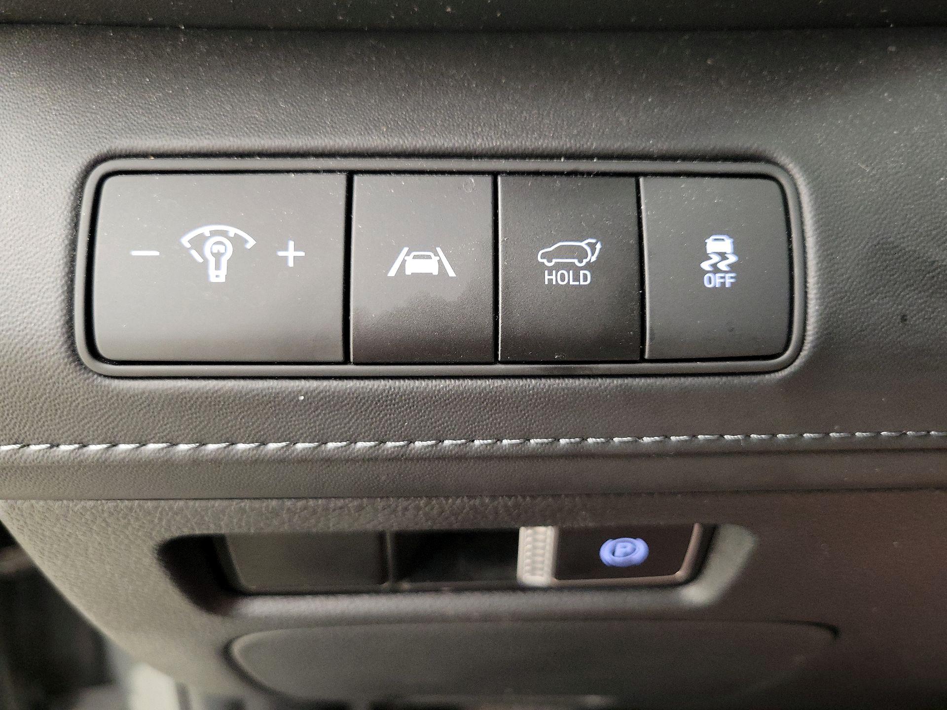 Thumbnail: 2023 Hyundai Santa Fe - 13