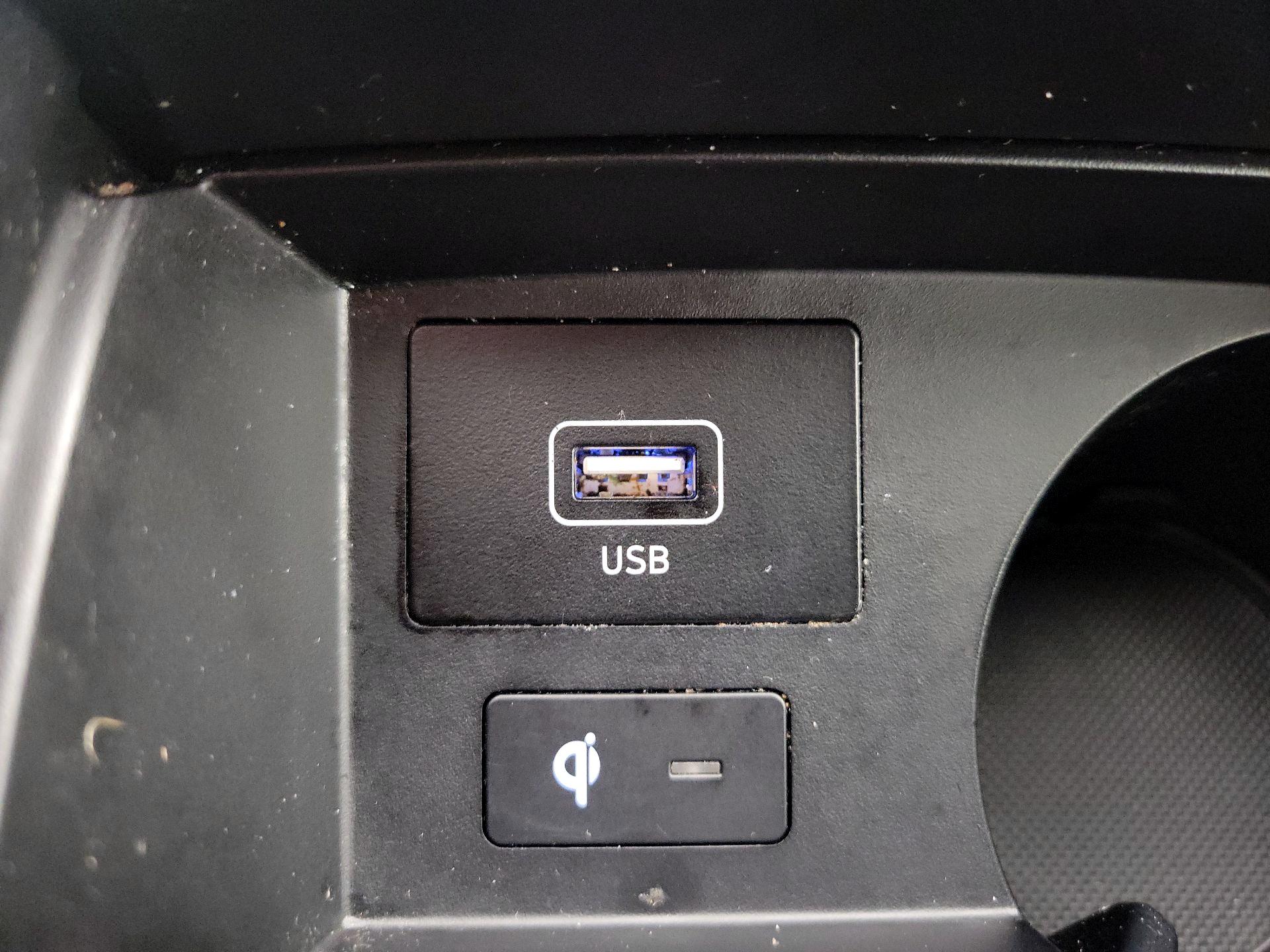 Thumbnail: 2023 Hyundai Santa Fe - 19