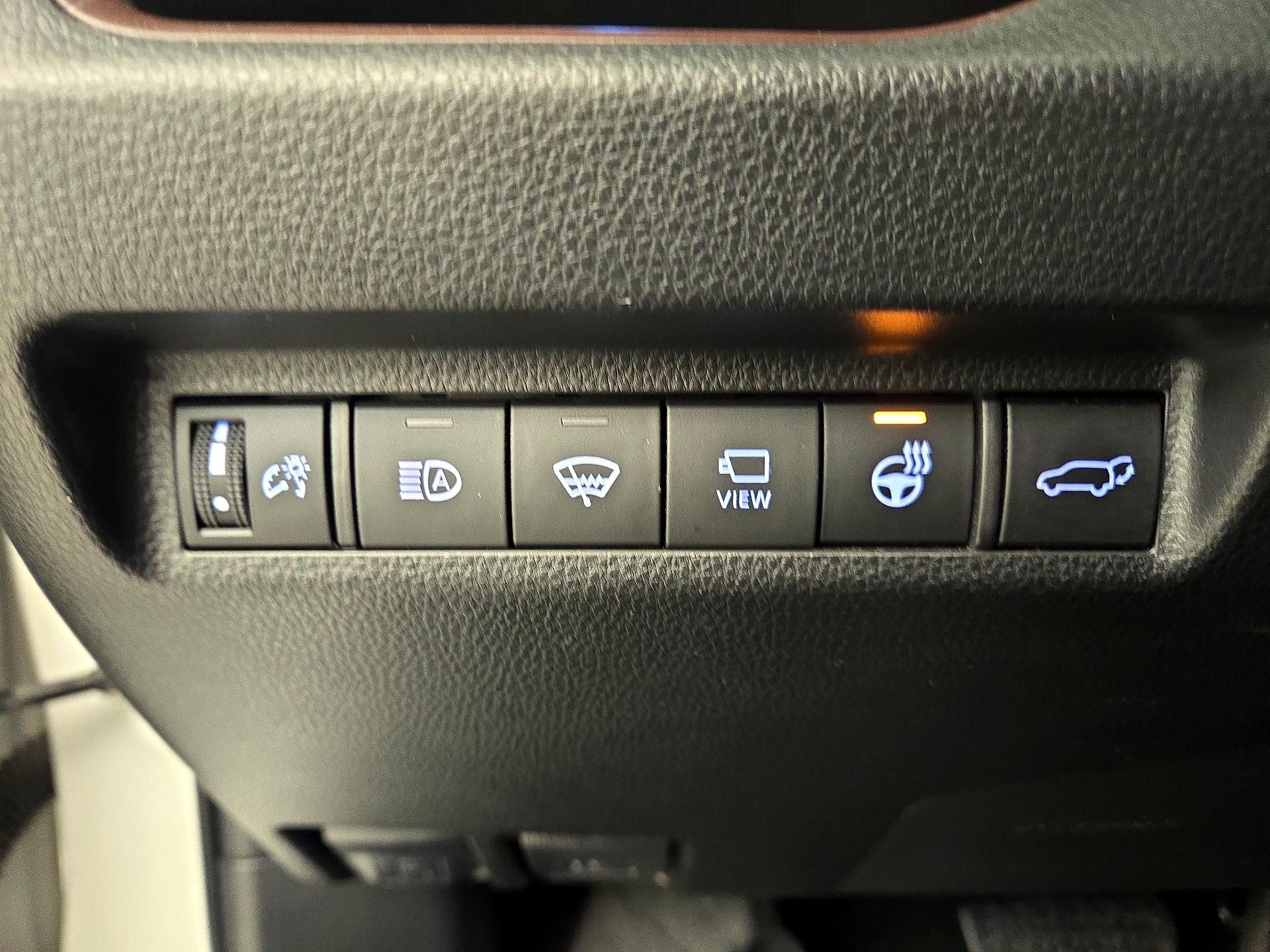 Thumbnail: 2020 Toyota RAV4 - 13