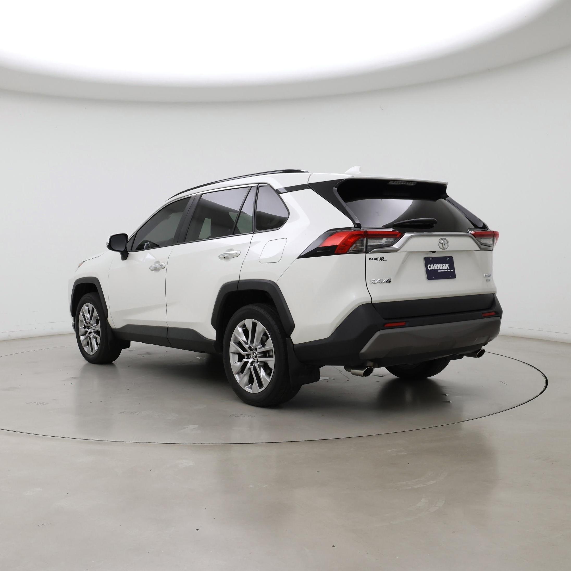Thumbnail: 2020 Toyota RAV4 - 2