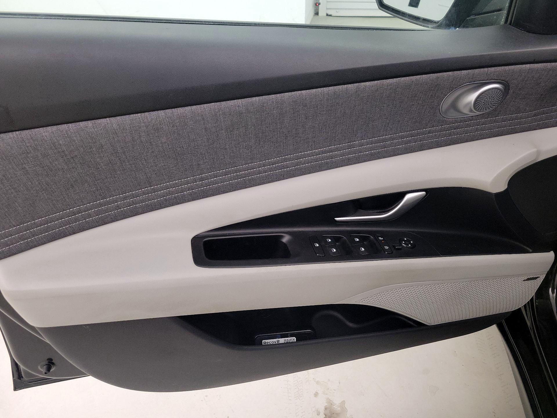 Thumbnail: 2025 Hyundai Elantra - 12