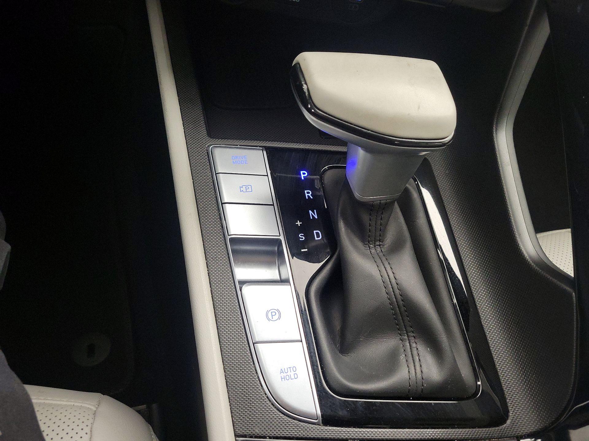 Thumbnail: 2025 Hyundai Elantra - 18