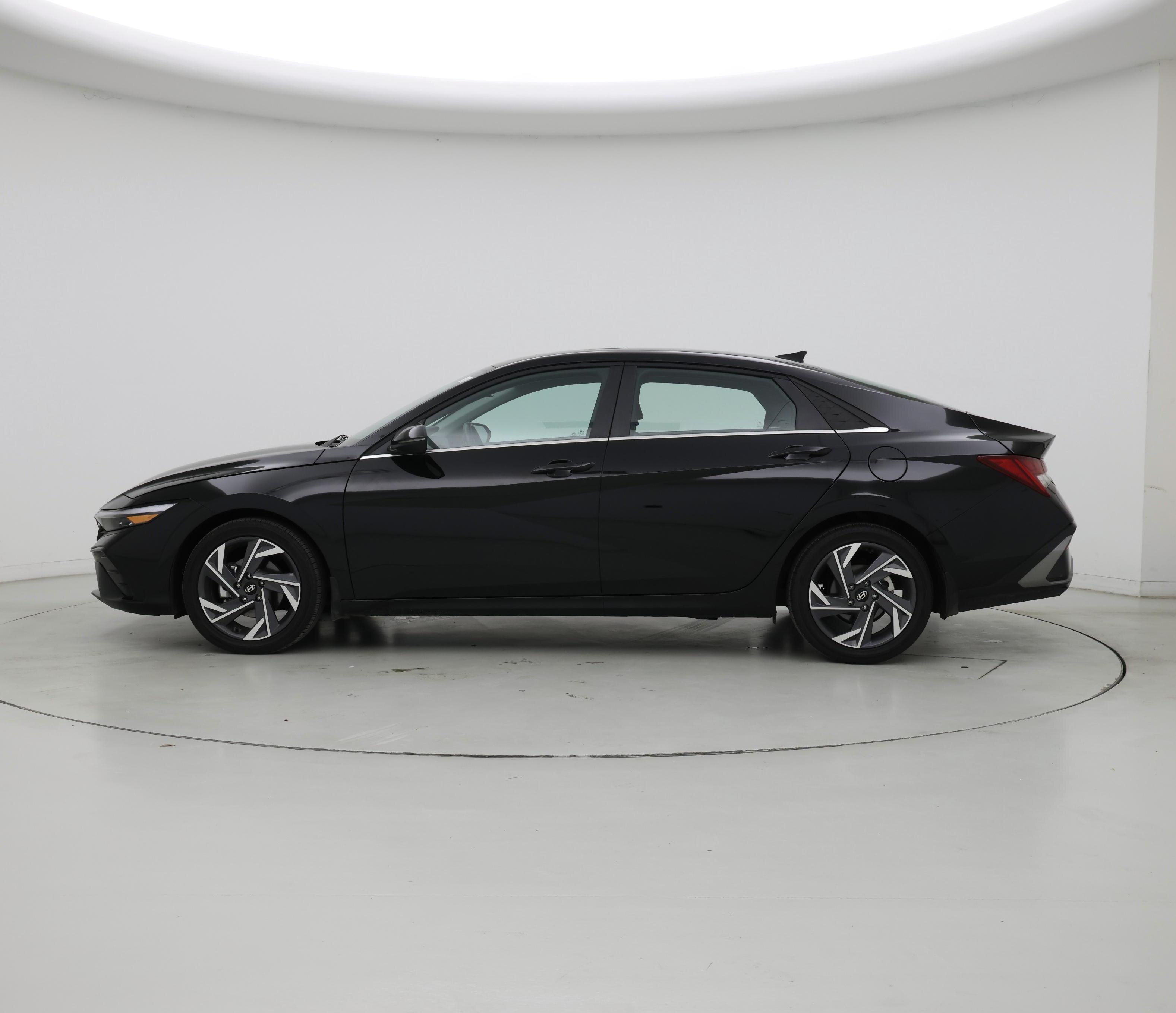 Thumbnail: 2025 Hyundai Elantra - 3