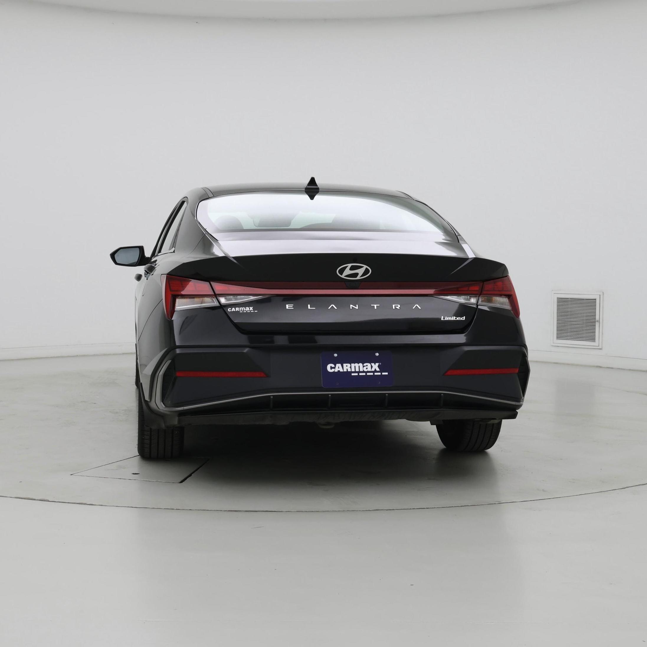 Thumbnail: 2025 Hyundai Elantra - 6