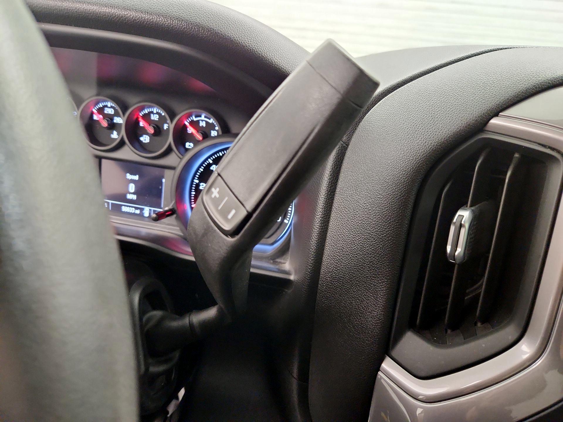 Thumbnail: 2021 Chevrolet Silverado 1500 - 17