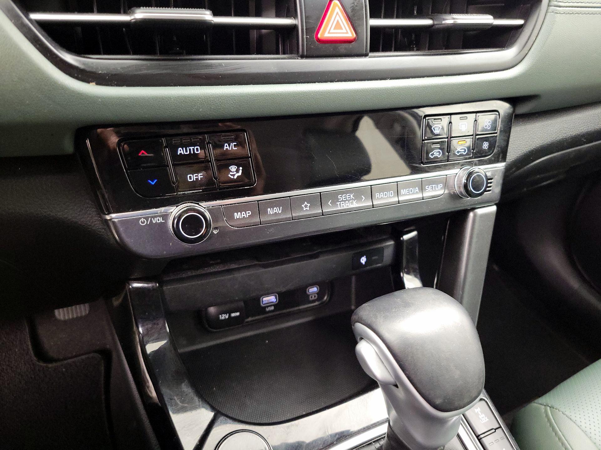 Thumbnail: 2024 Kia Seltos - 17