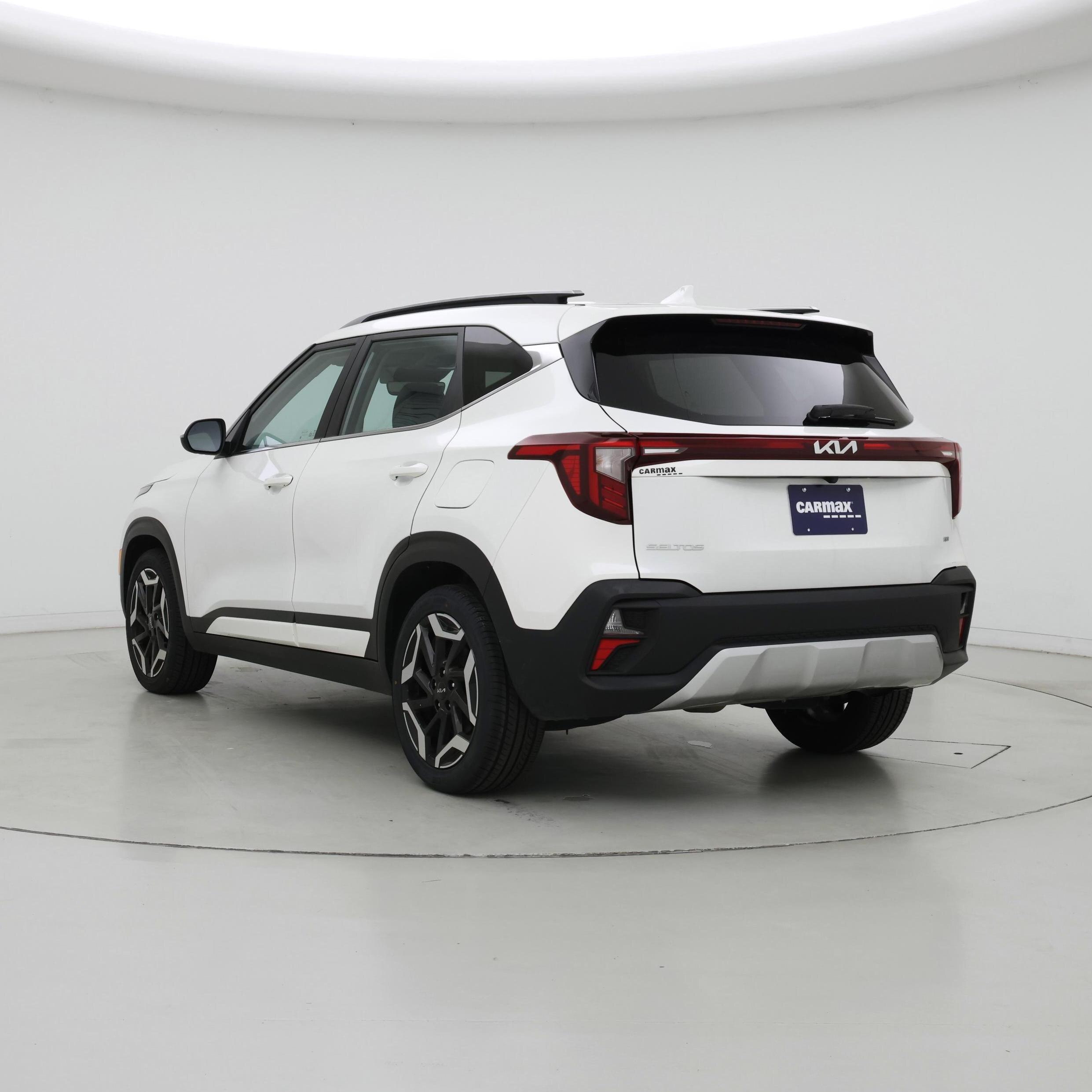 Thumbnail: 2024 Kia Seltos - 2