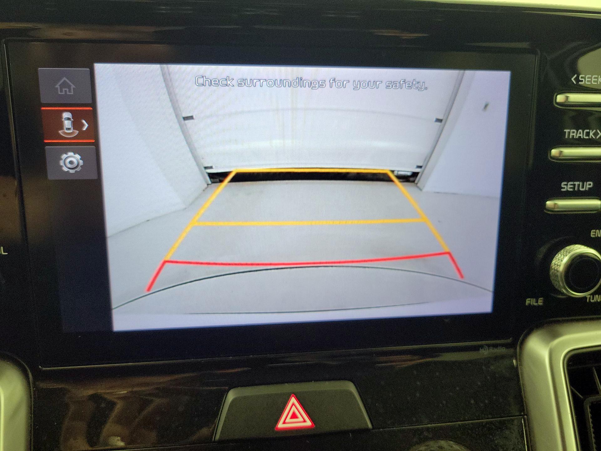 Thumbnail: 2023 Kia Sorento - 14