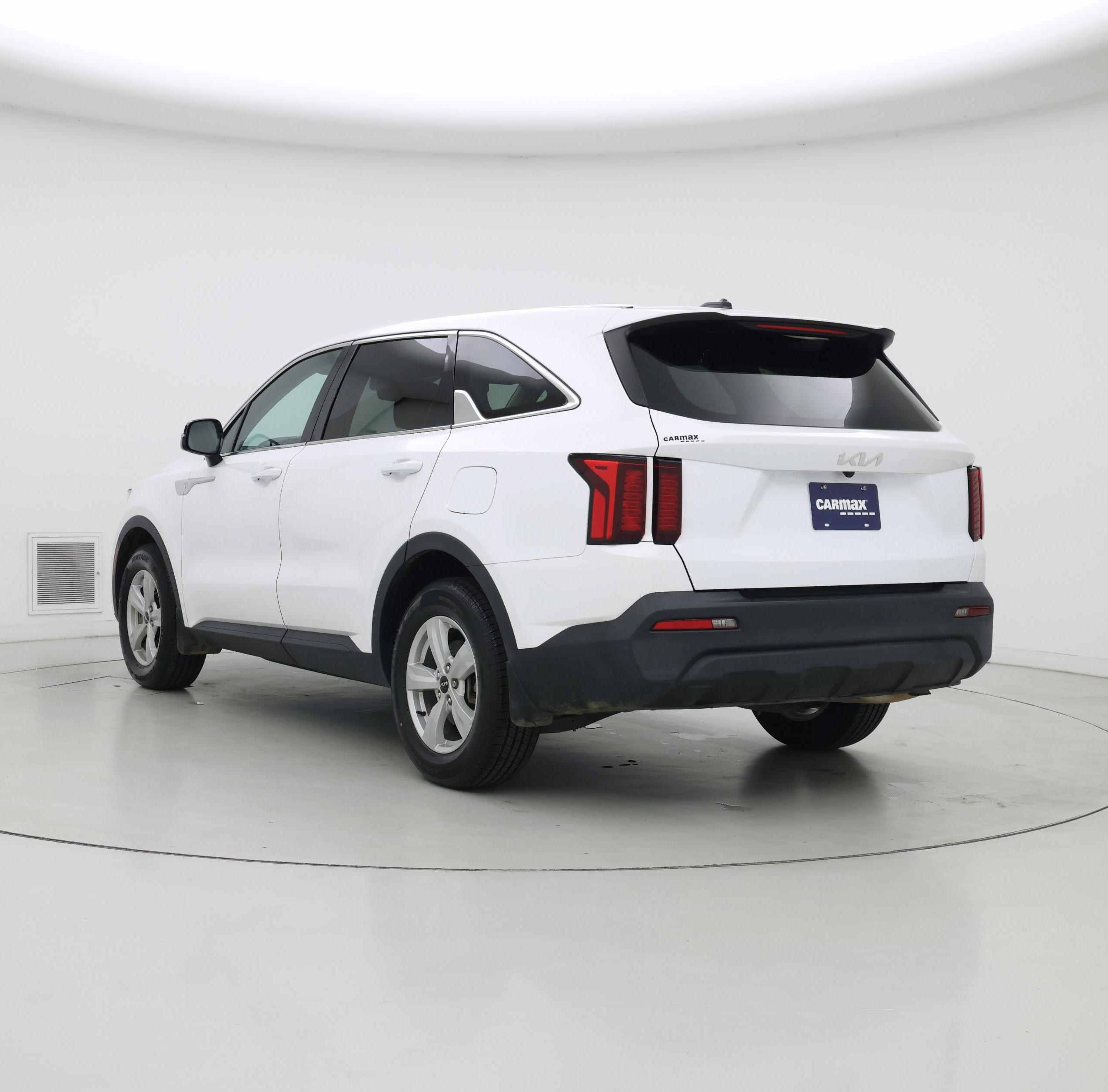 Thumbnail: 2023 Kia Sorento - 2