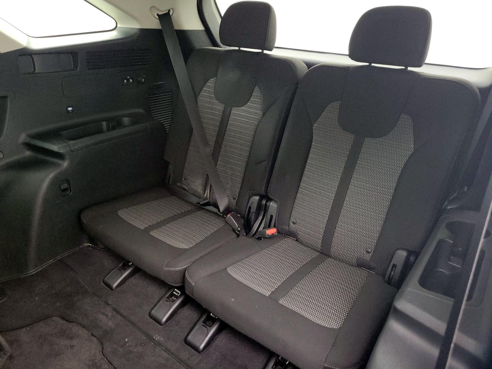 Thumbnail: 2023 Kia Sorento - 20