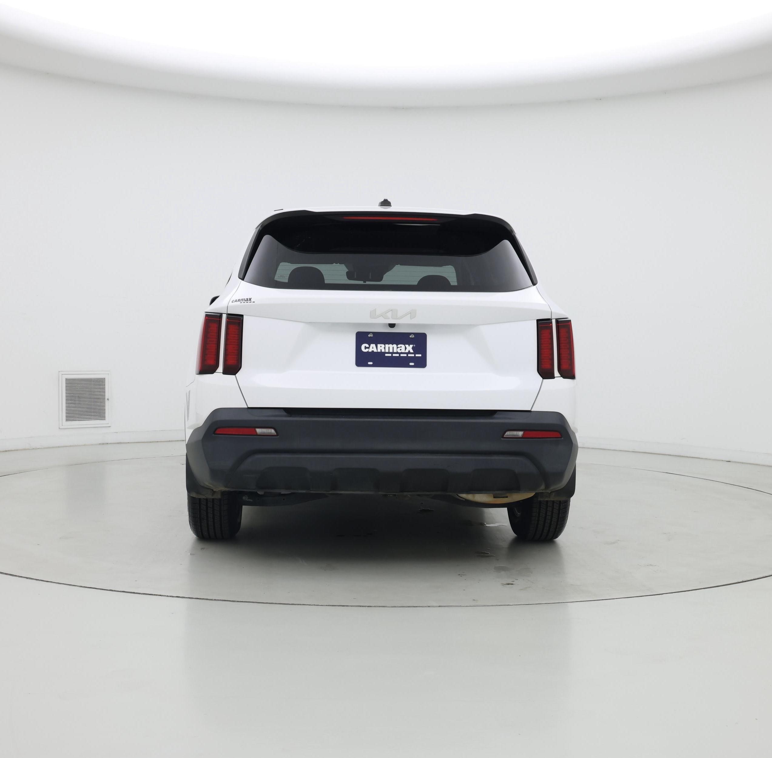 Thumbnail: 2023 Kia Sorento - 6