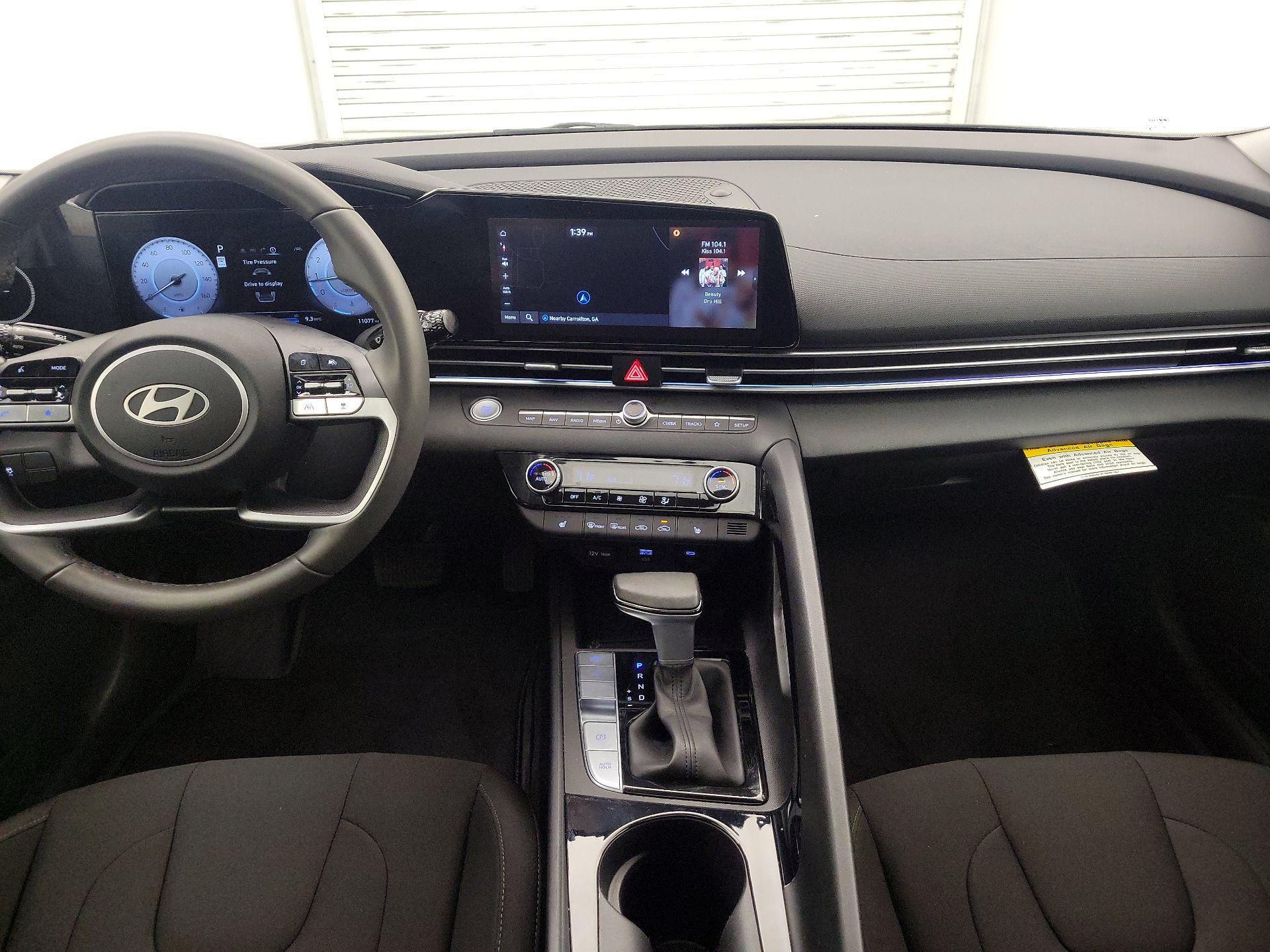 Thumbnail: 2024 Hyundai Elantra - 9