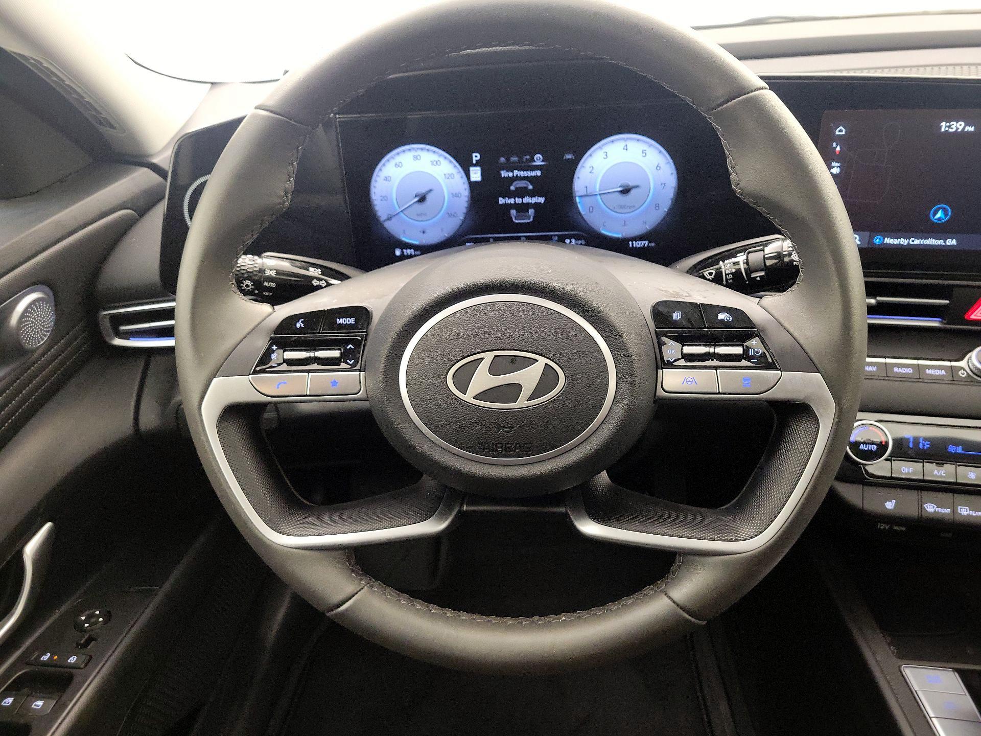 Thumbnail: 2024 Hyundai Elantra - 10