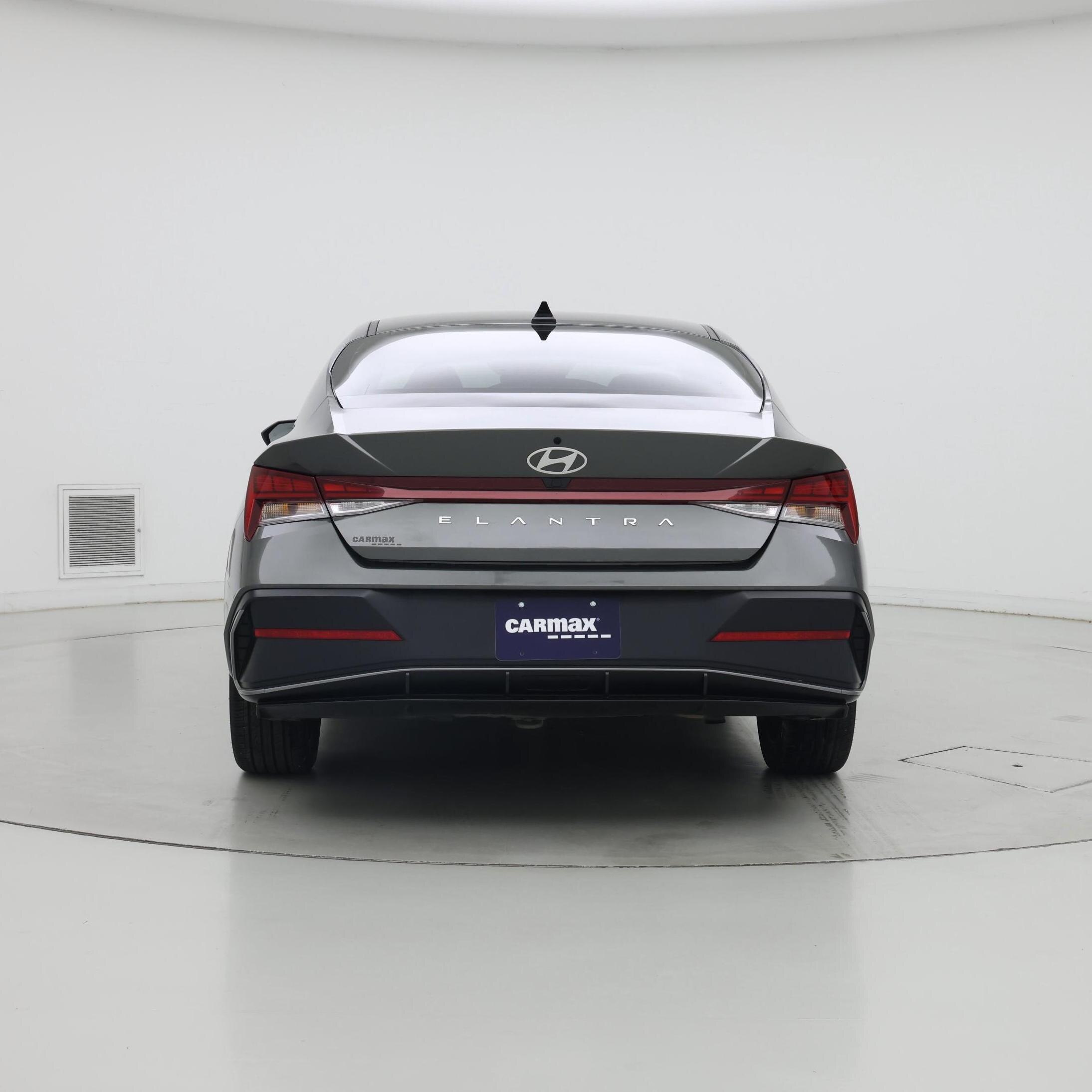 Thumbnail: 2024 Hyundai Elantra - 6