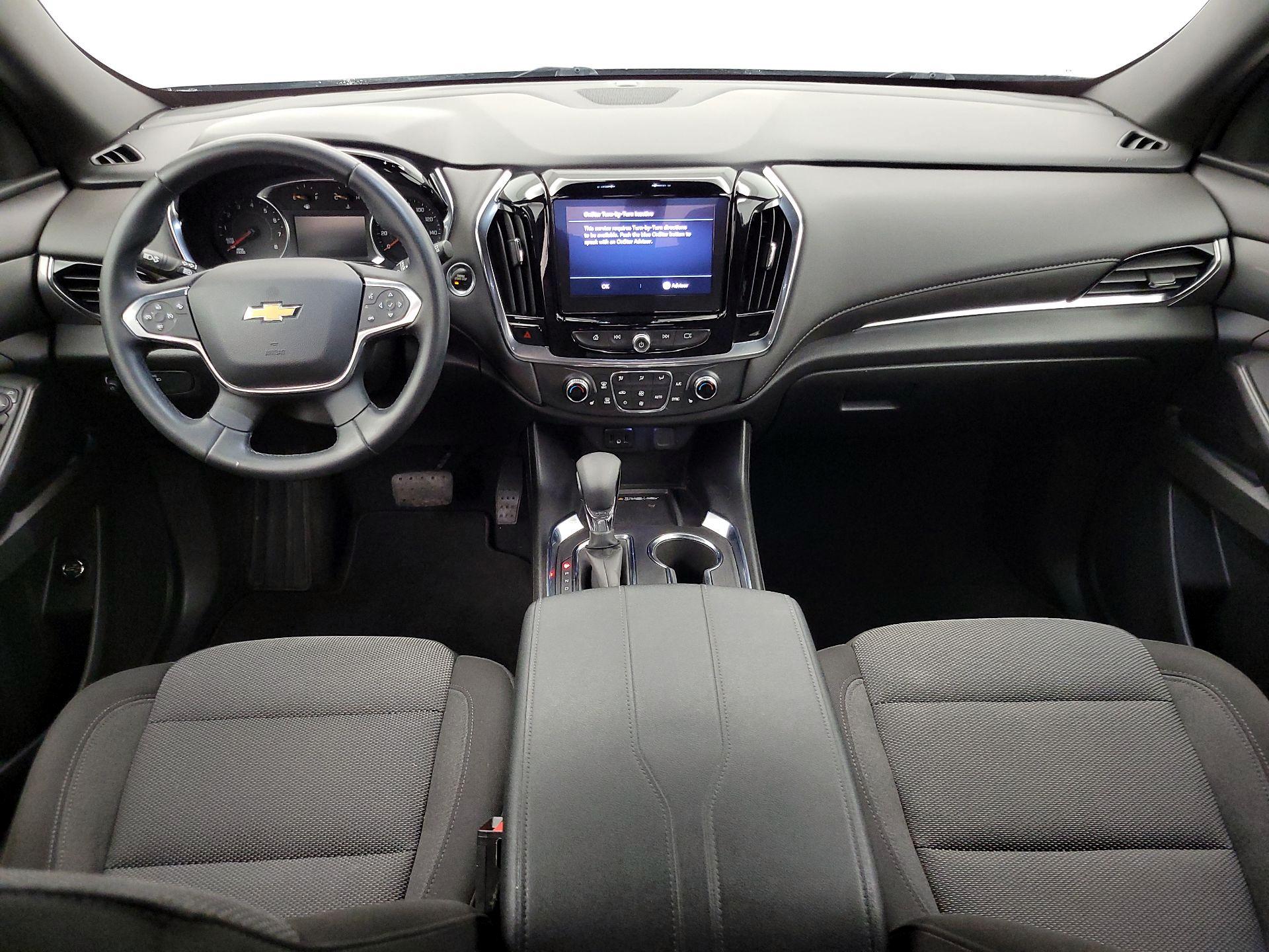 Thumbnail: 2023 Chevrolet Traverse - 9