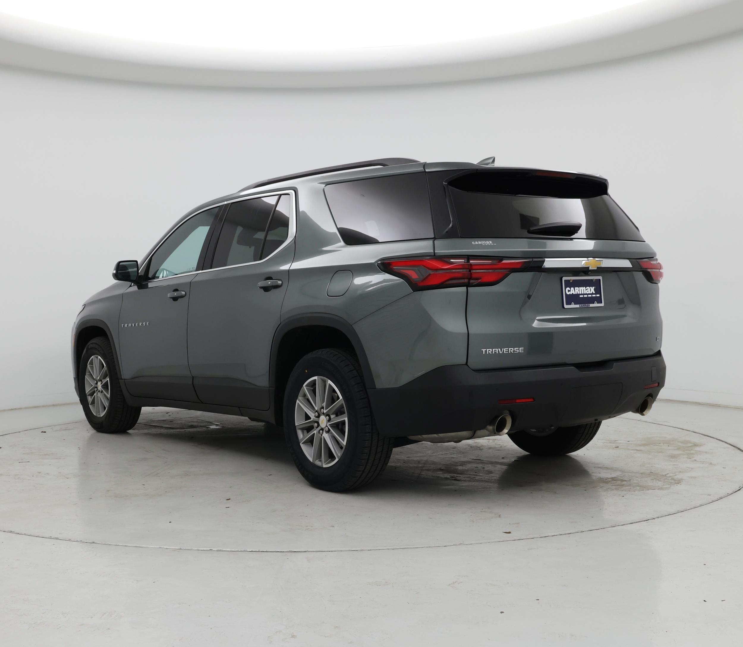 Thumbnail: 2023 Chevrolet Traverse - 2