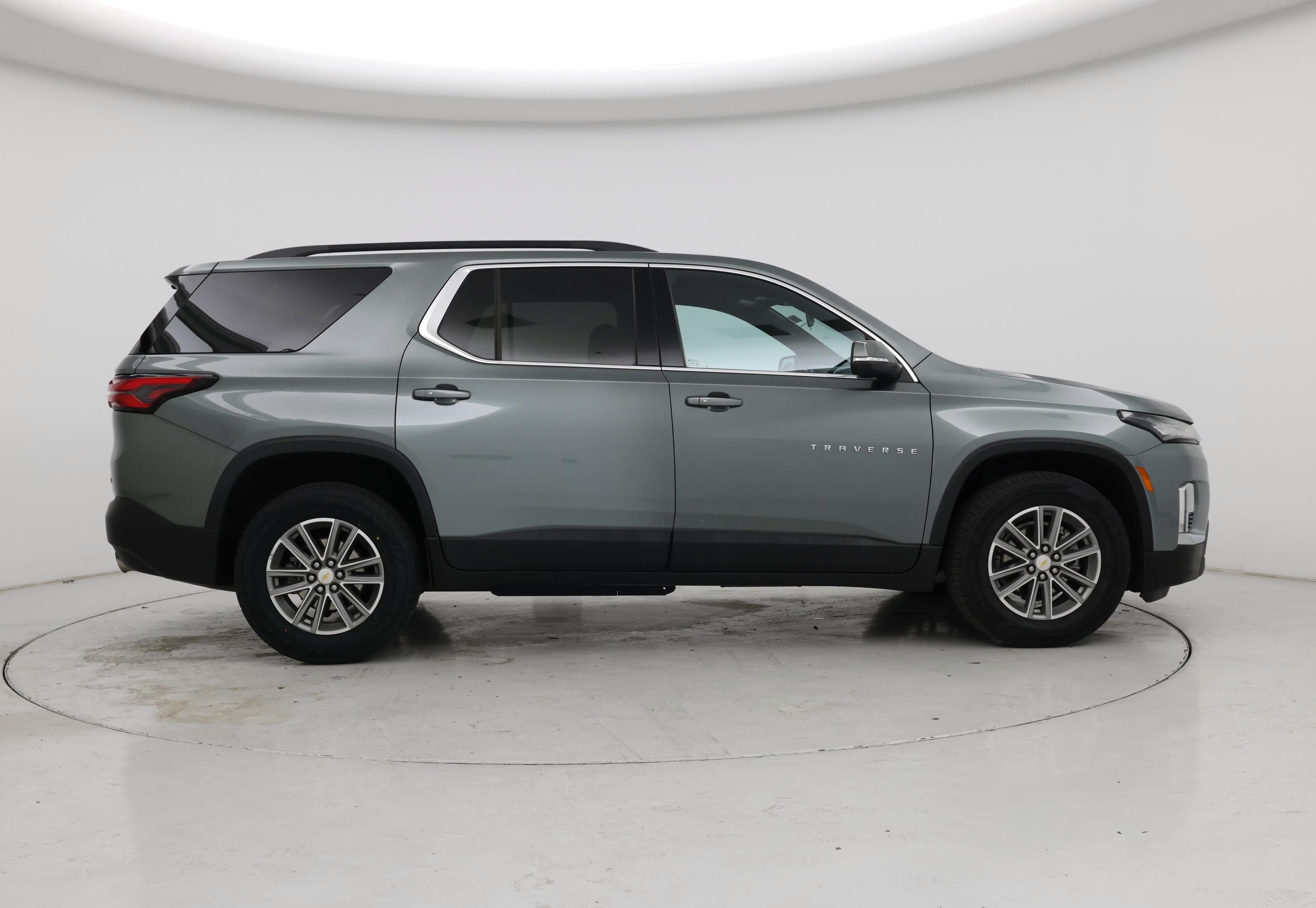 Thumbnail: 2023 Chevrolet Traverse - 7