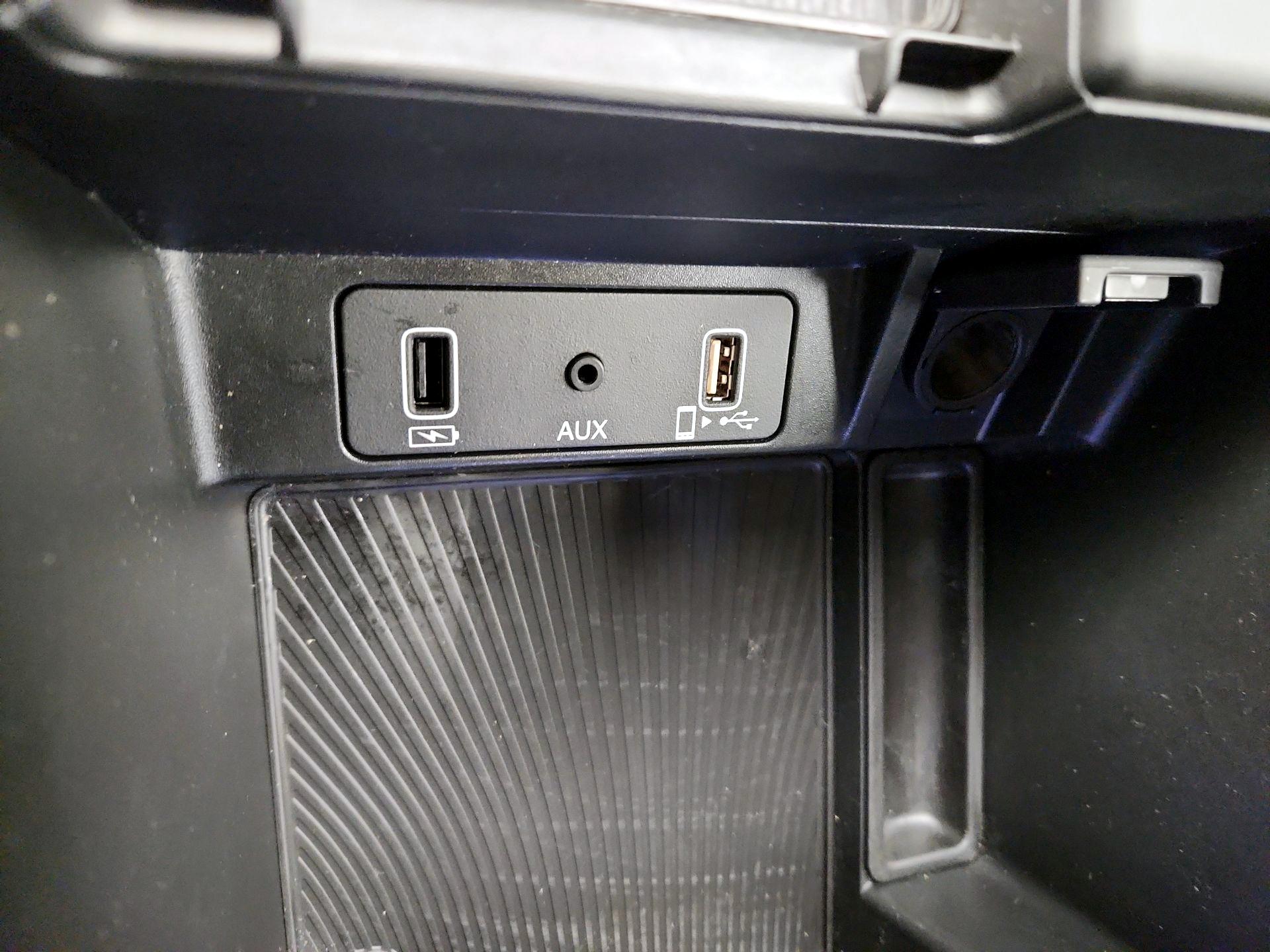 Thumbnail: 2022 Acura TLX - 19