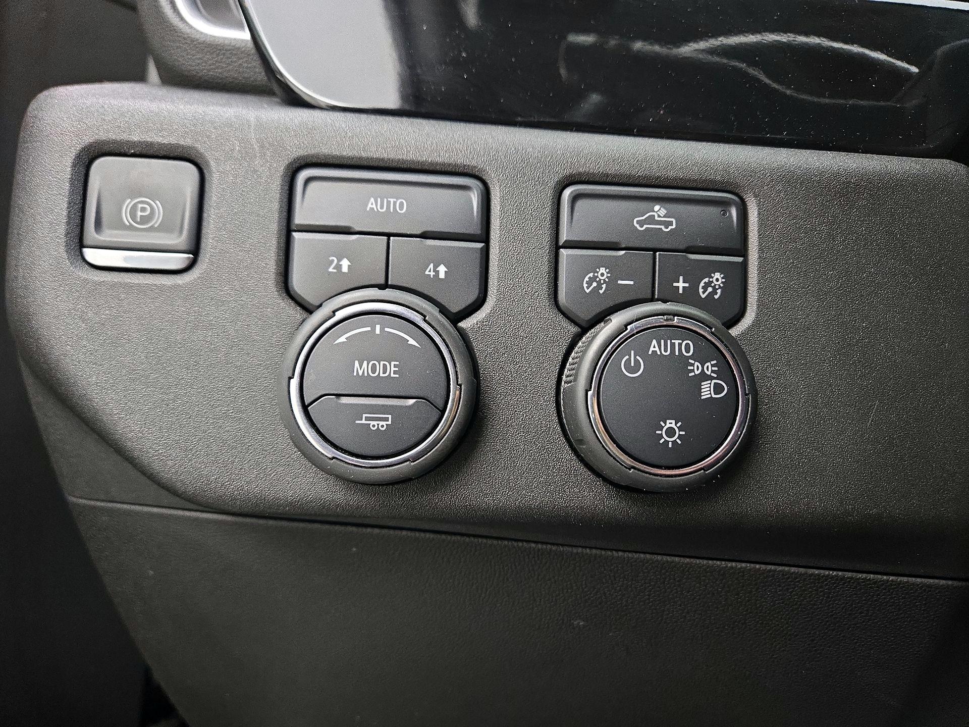 Thumbnail: 2023 Chevrolet Silverado 1500 - 13