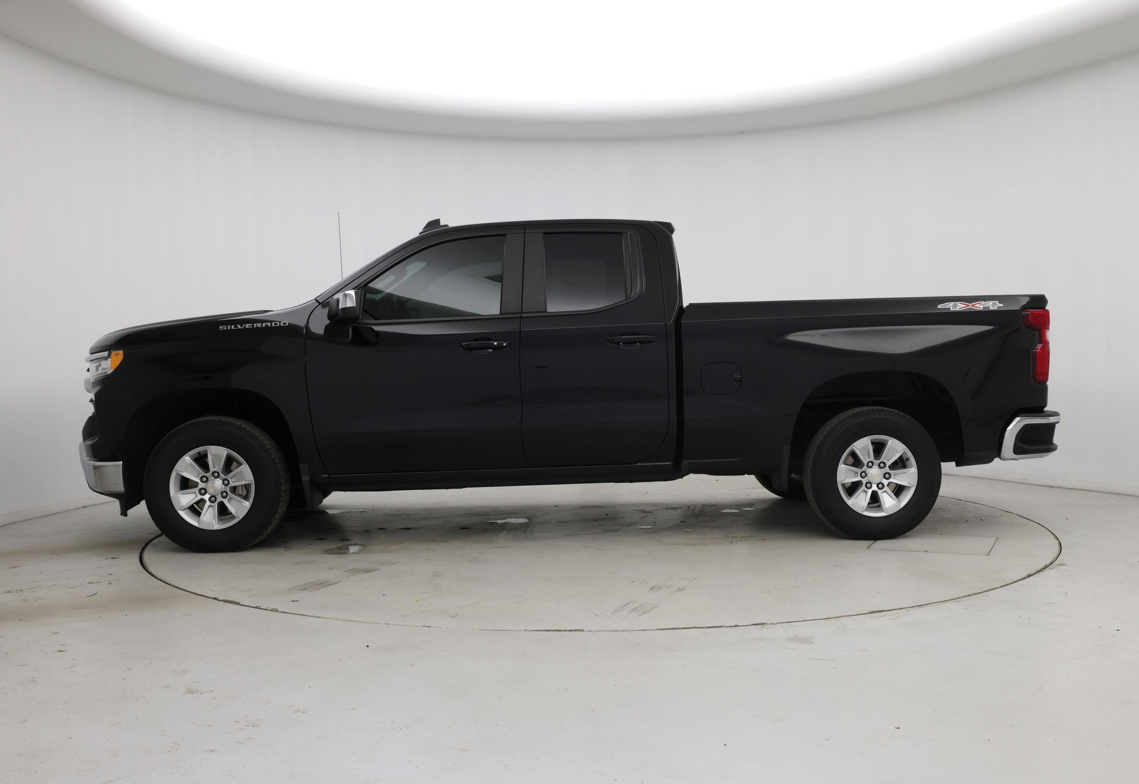 Thumbnail: 2023 Chevrolet Silverado 1500 - 3