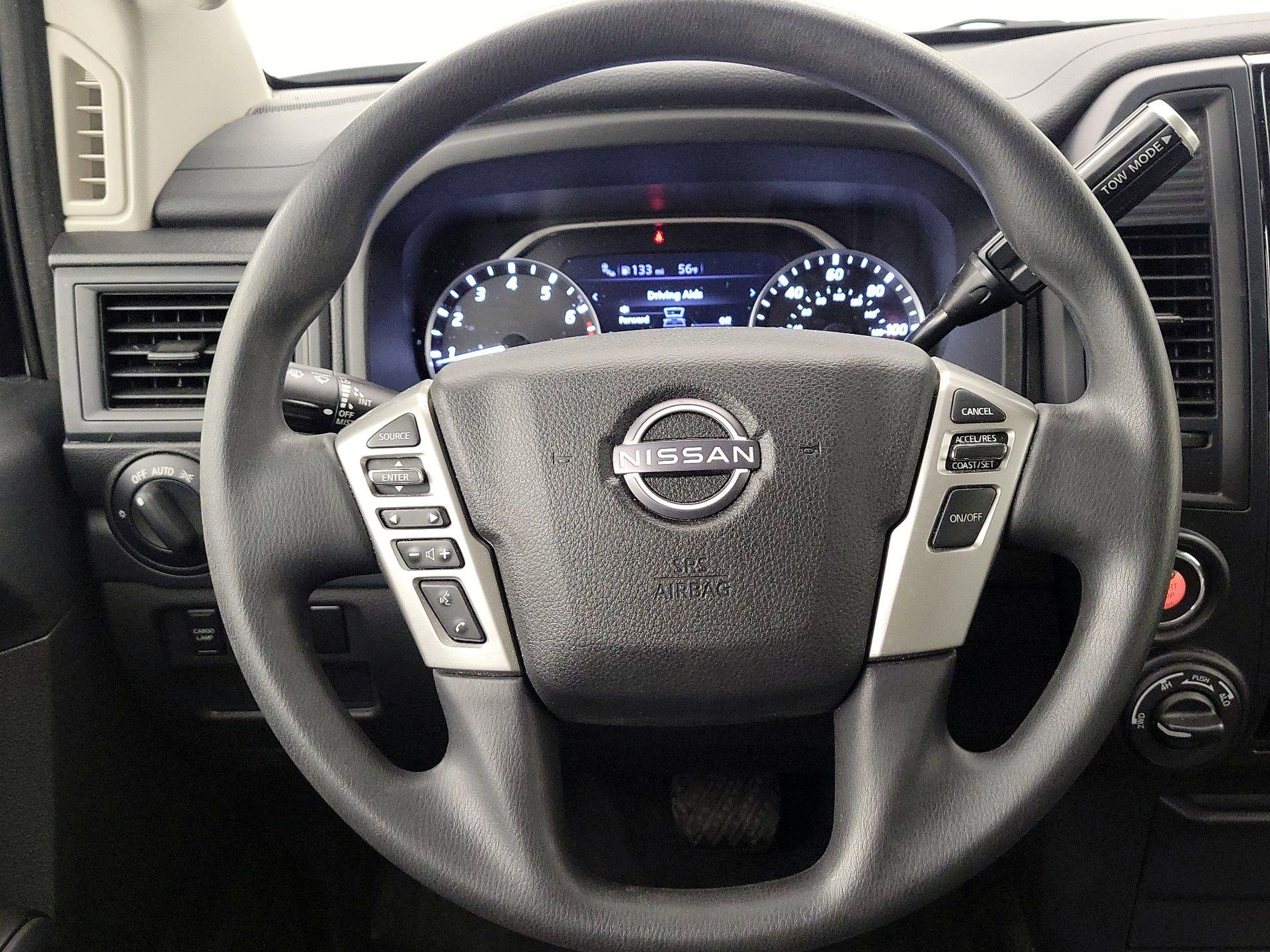 Thumbnail: 2023 Nissan Titan - 10