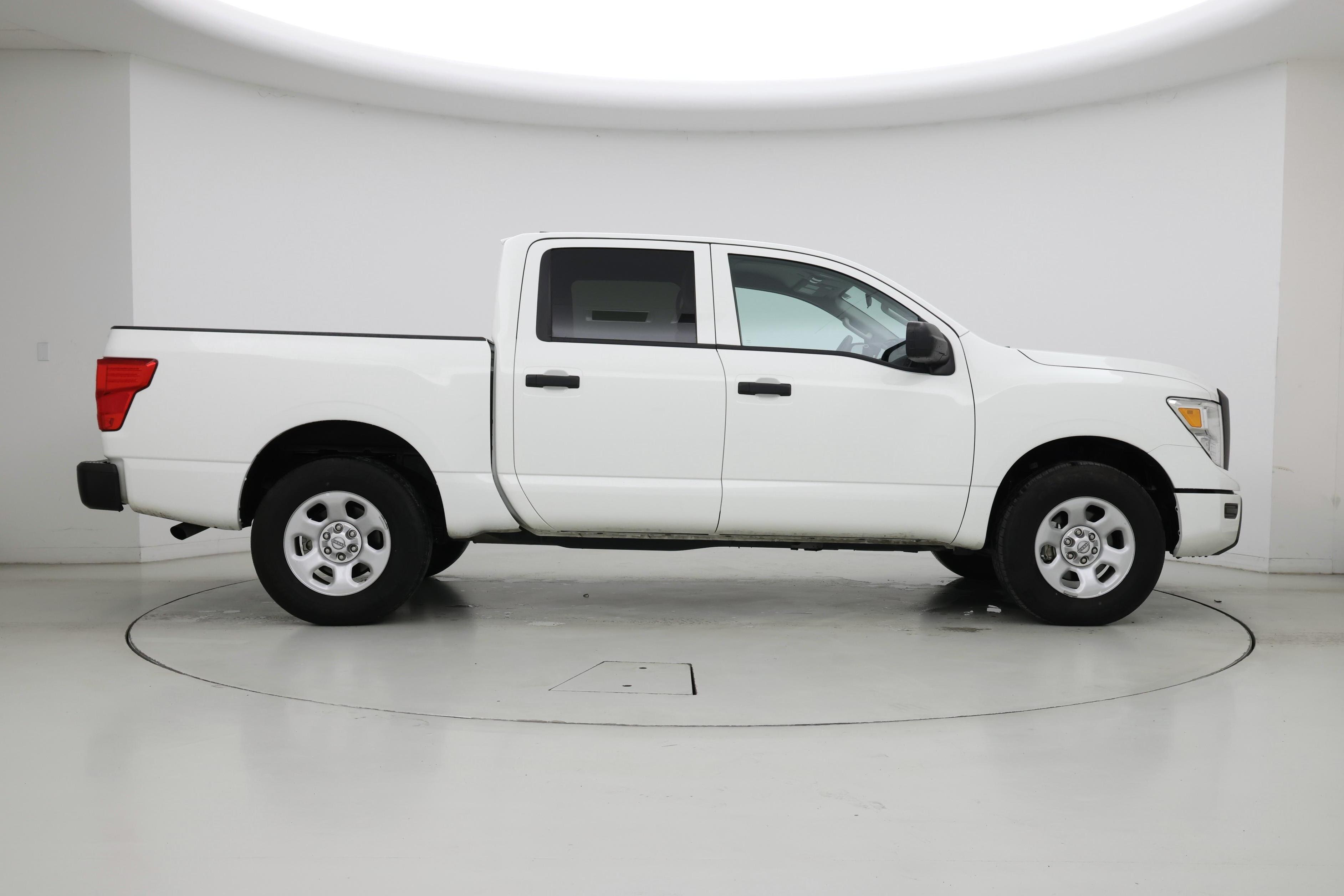 Thumbnail: 2023 Nissan Titan - 7