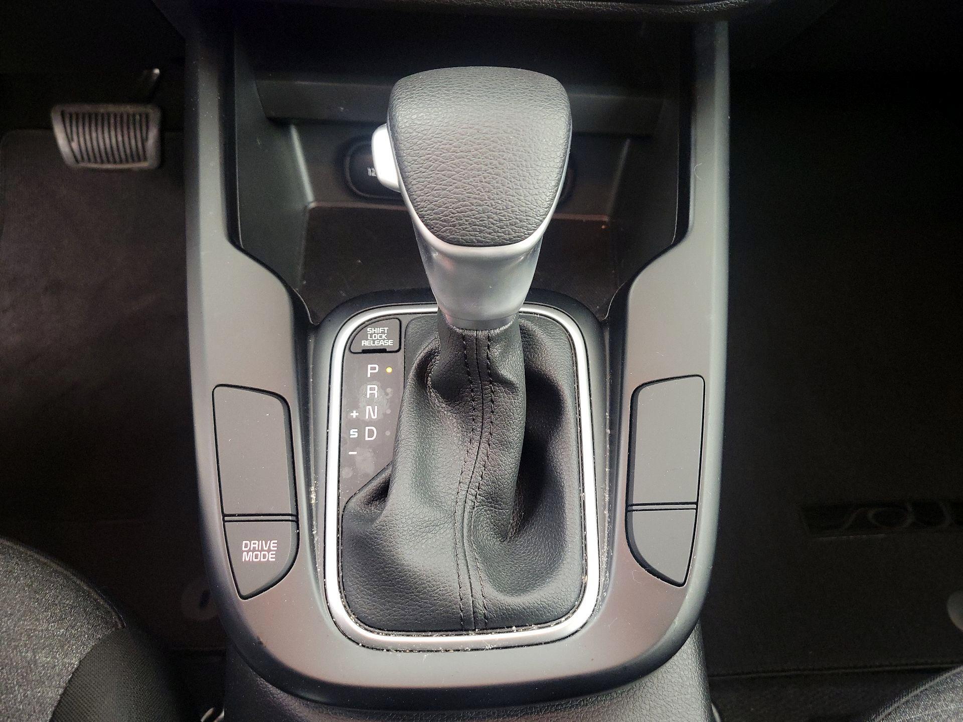 Thumbnail: 2020 Kia Soul - 17