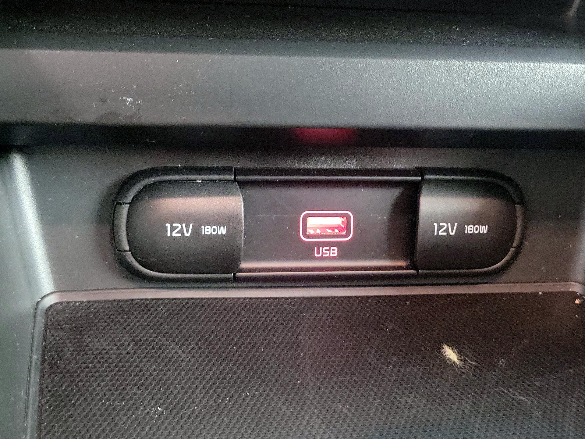 Thumbnail: 2020 Kia Soul - 18