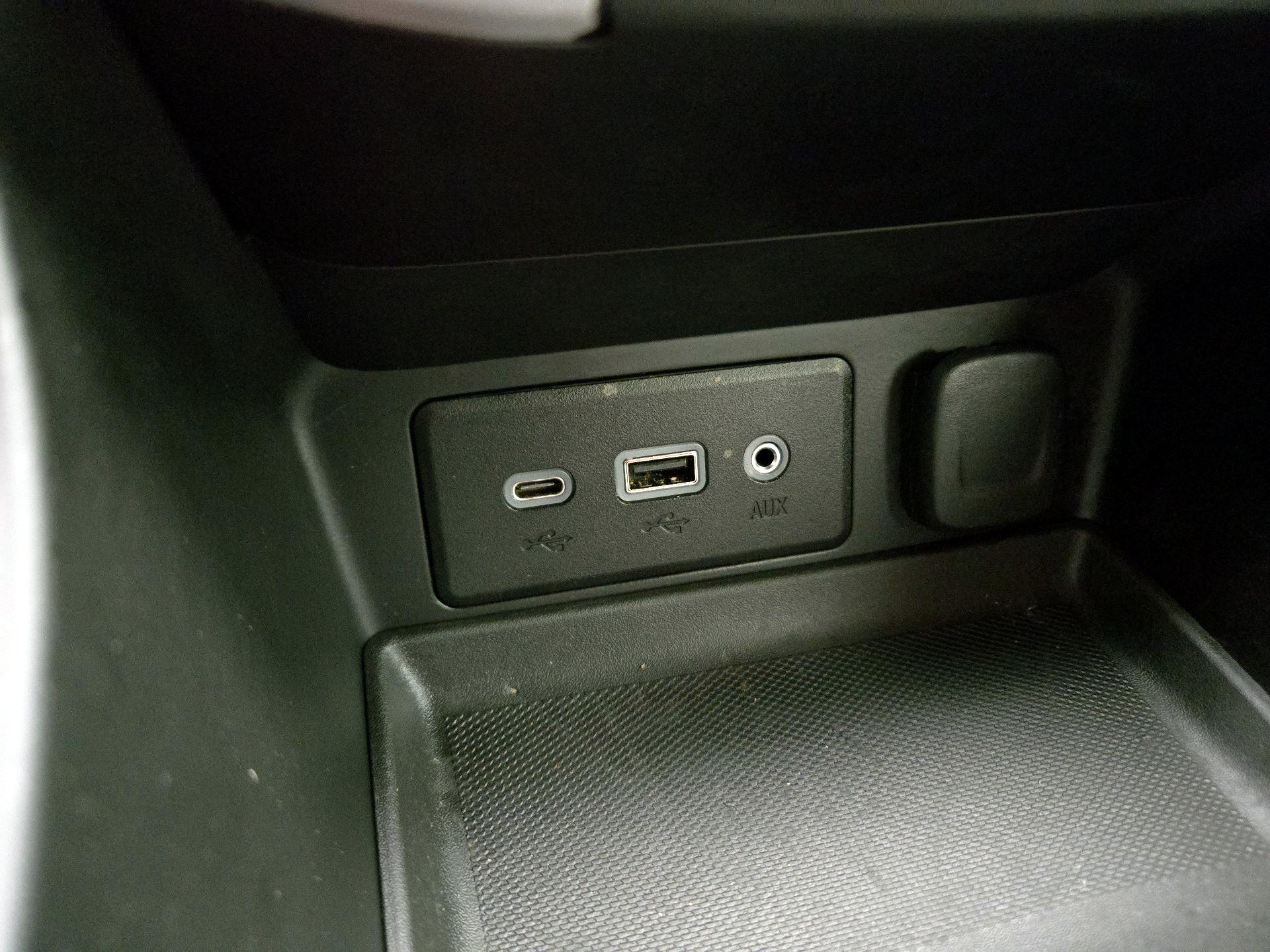 Thumbnail: 2022 GMC Terrain - 18