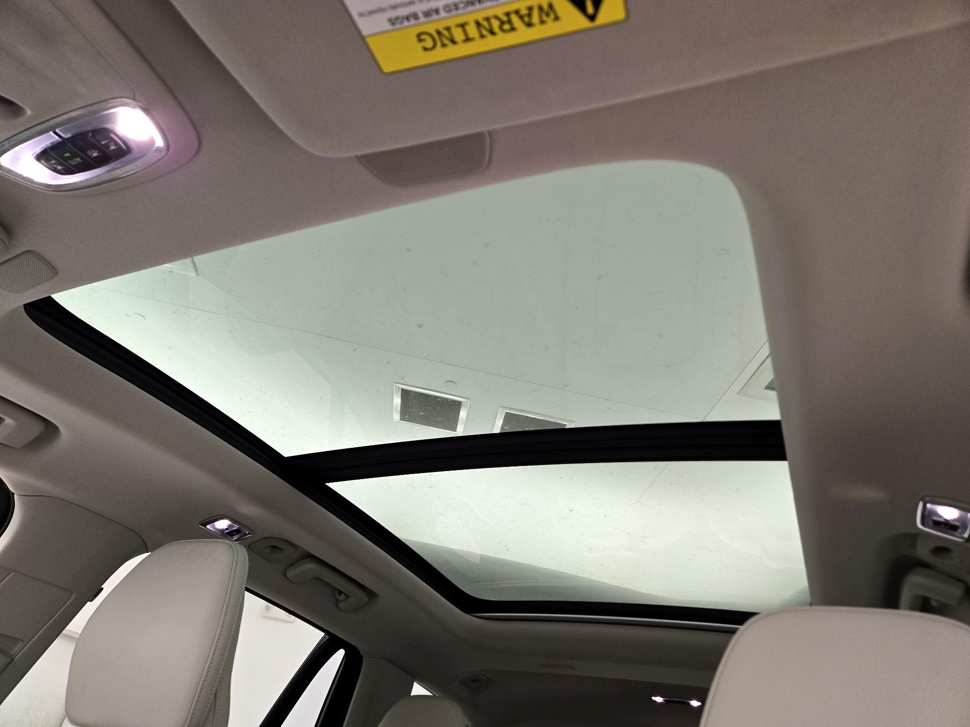 Thumbnail: 2022 Volvo XC90 - 19