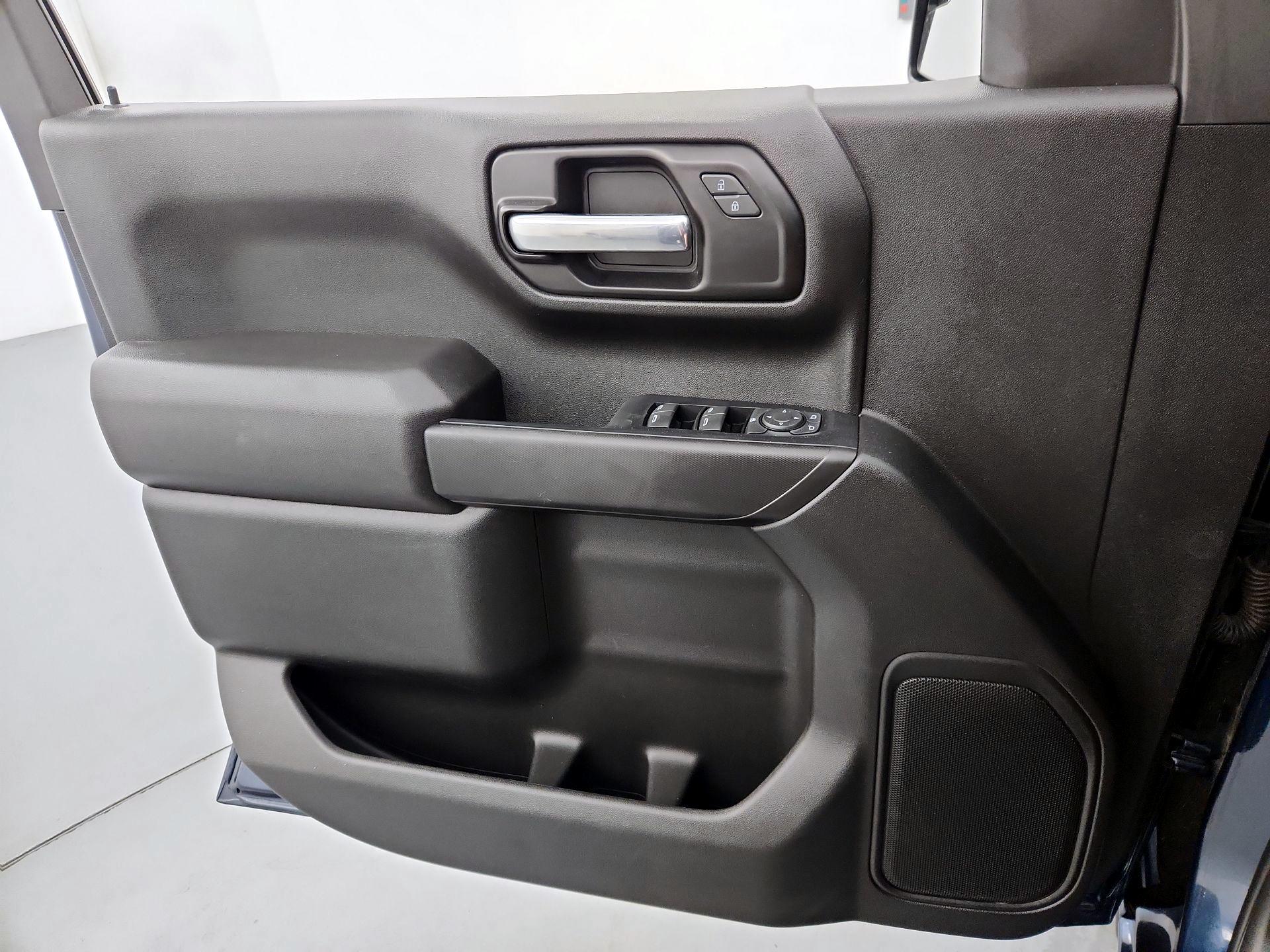 Thumbnail: 2022 Chevrolet Silverado 1500 - 12