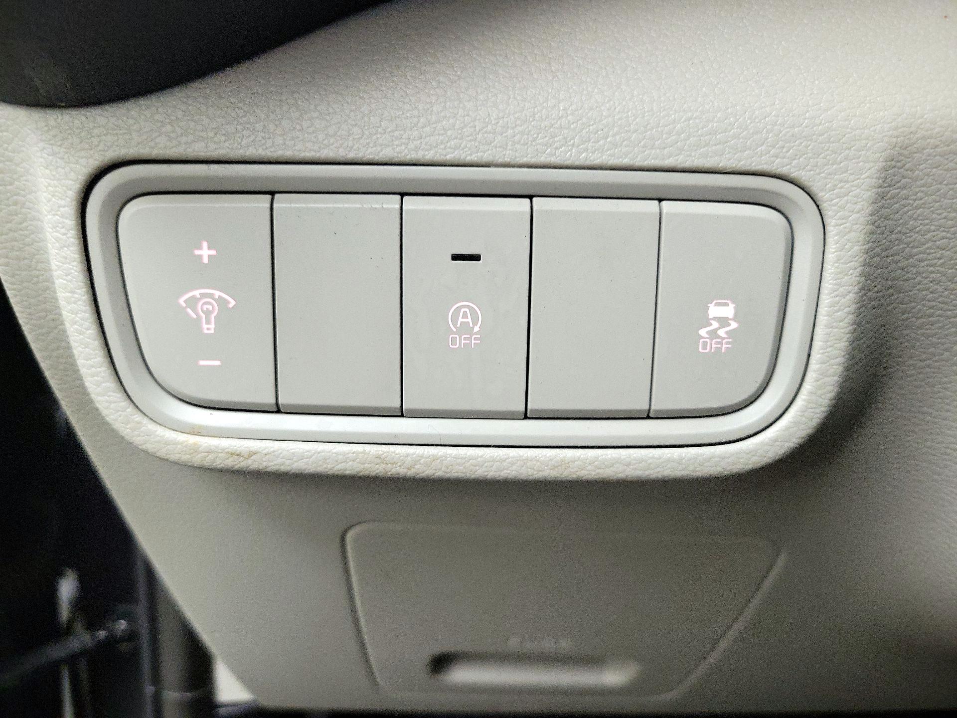 Thumbnail: 2020 Kia Soul - 13