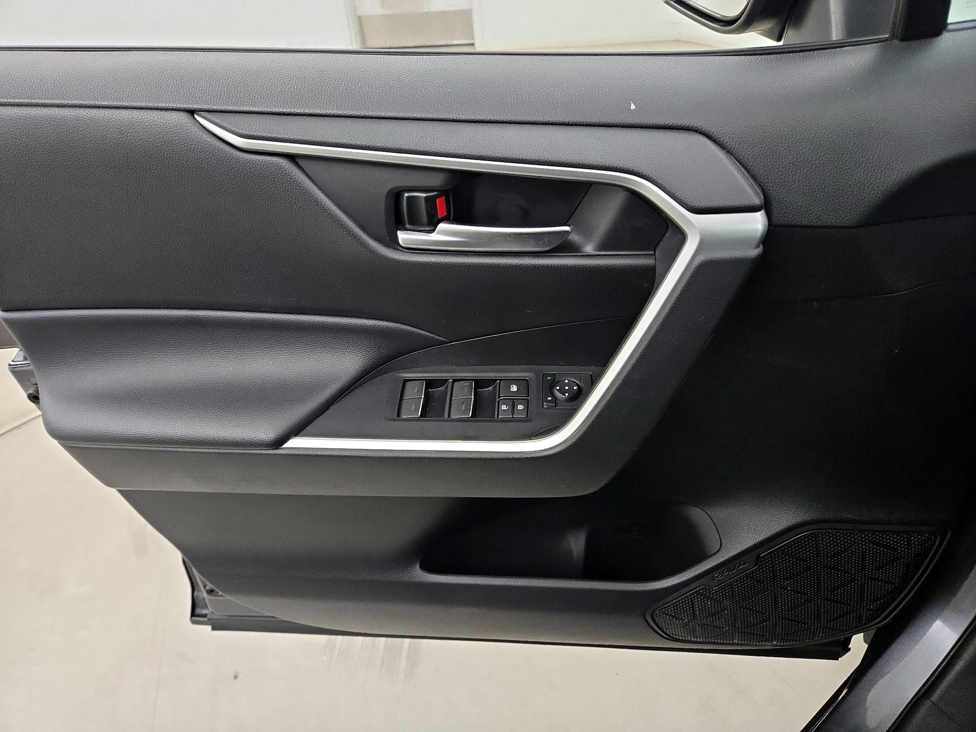 Thumbnail: 2023 Toyota RAV4 - 12