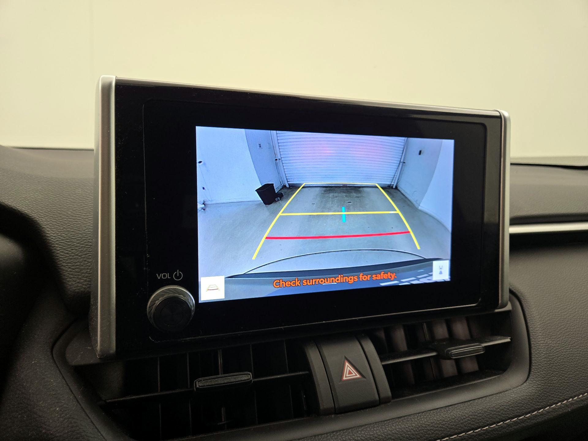 Thumbnail: 2023 Toyota RAV4 - 14