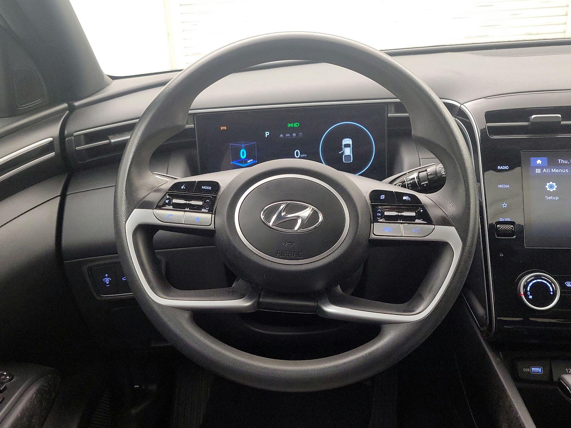 Thumbnail: 2023 Hyundai Santa Cruz - 10