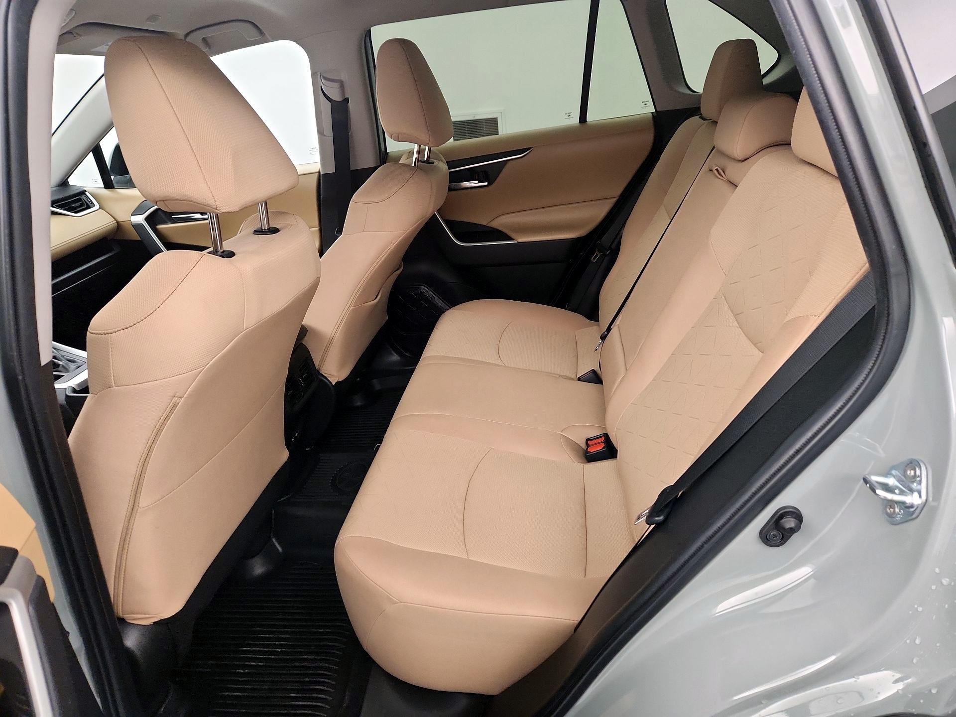 Thumbnail: 2023 Toyota RAV4 - 19