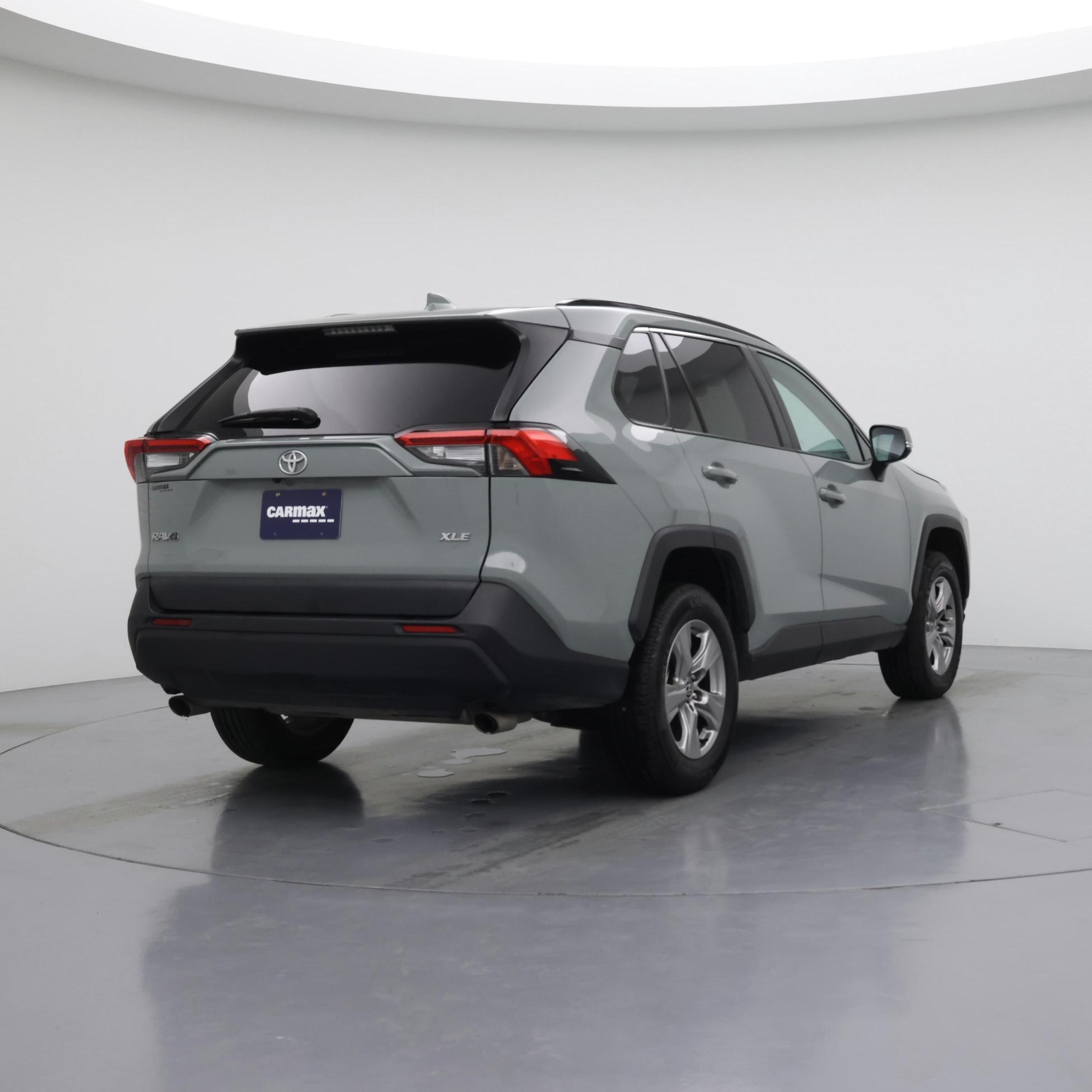 Thumbnail: 2023 Toyota RAV4 - 8