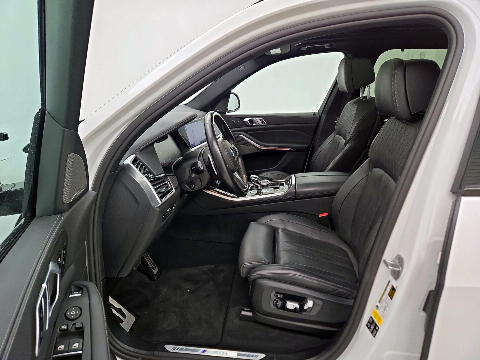 Thumbnail: 2021 BMW X5 - 11