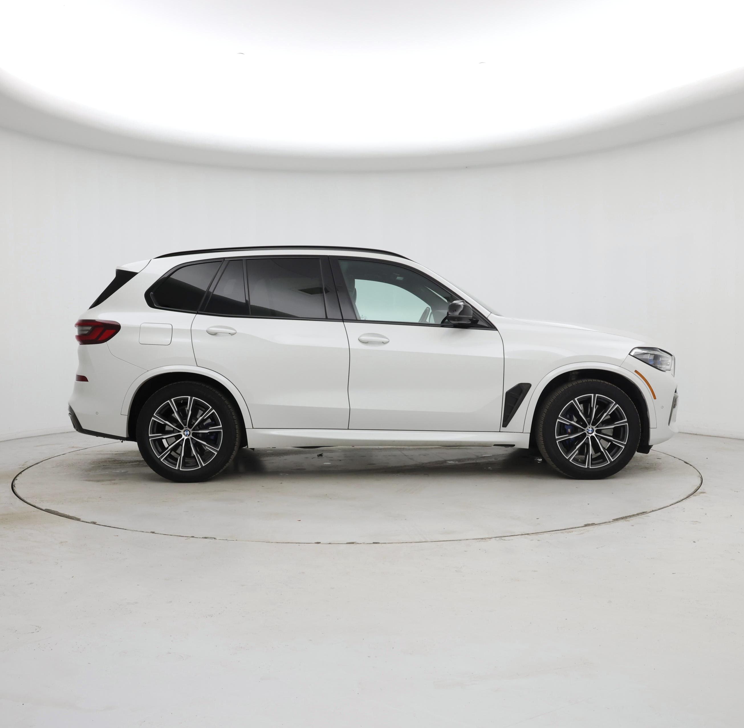 Thumbnail: 2021 BMW X5 - 7