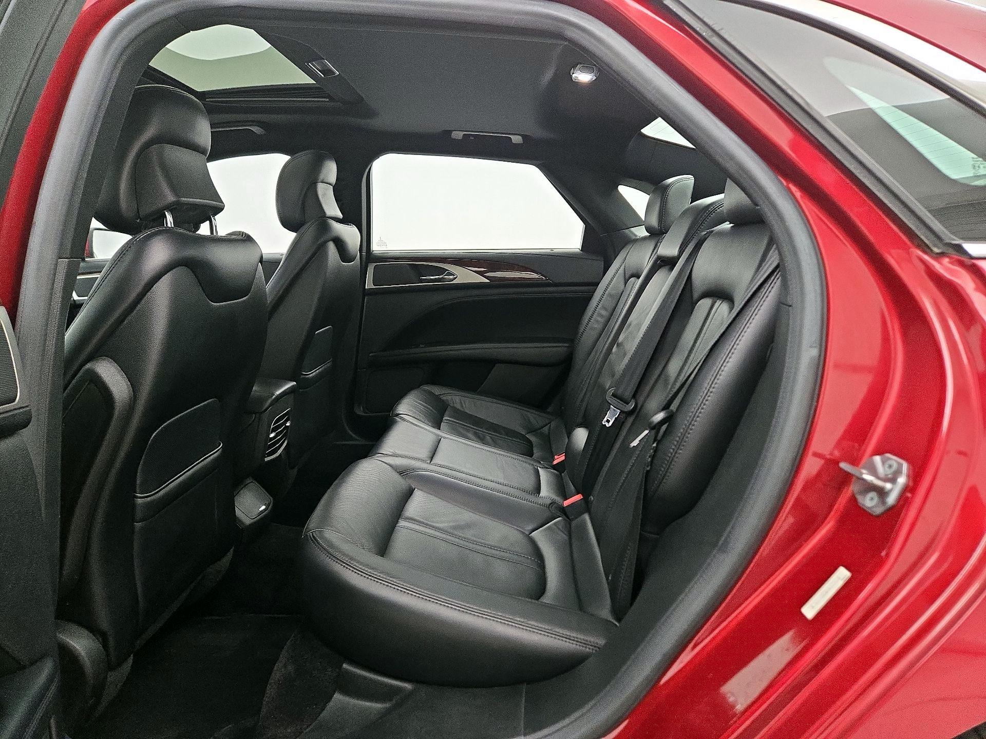 Thumbnail: 2017 Lincoln MKZ - 20