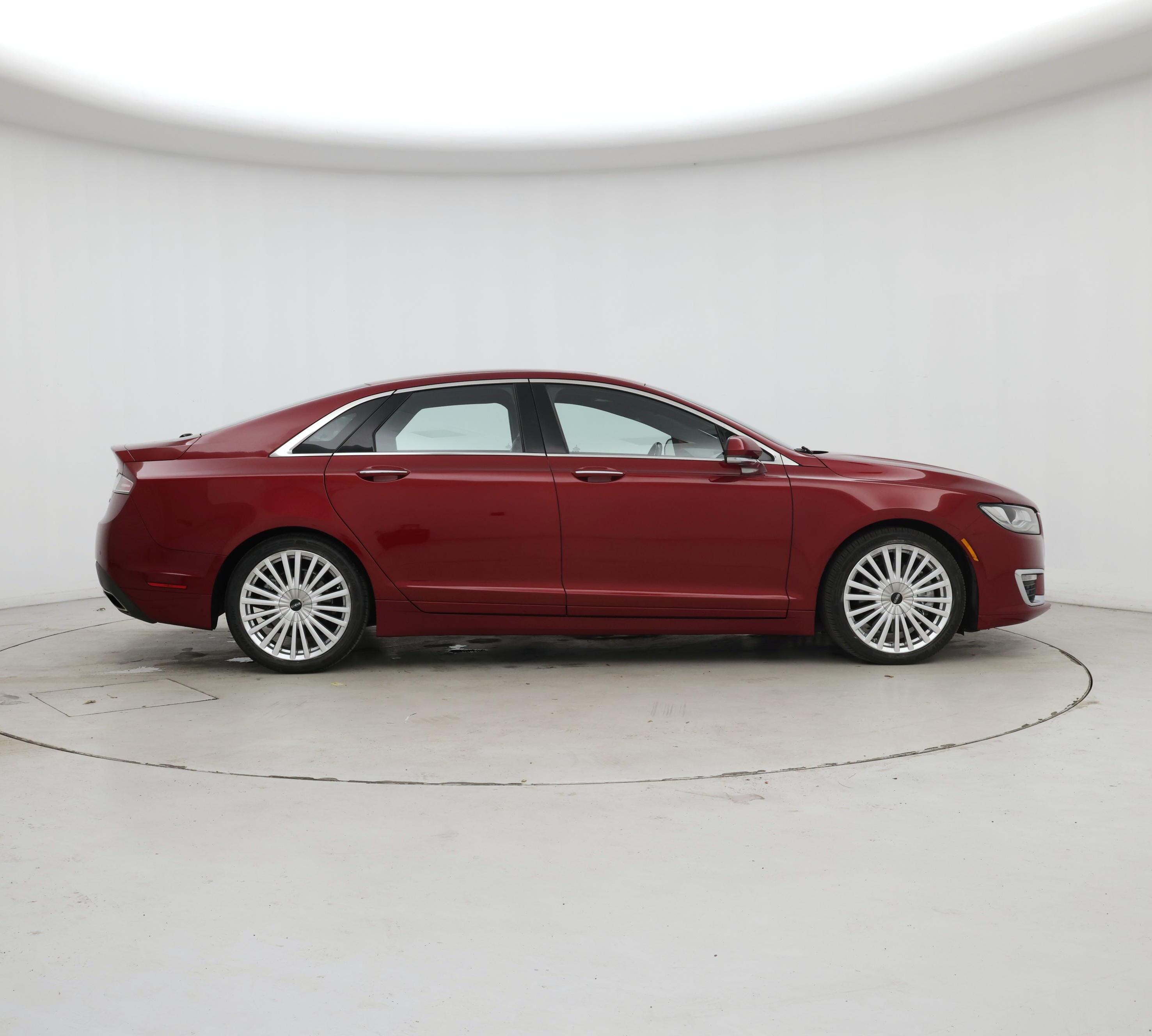 Thumbnail: 2017 Lincoln MKZ - 7