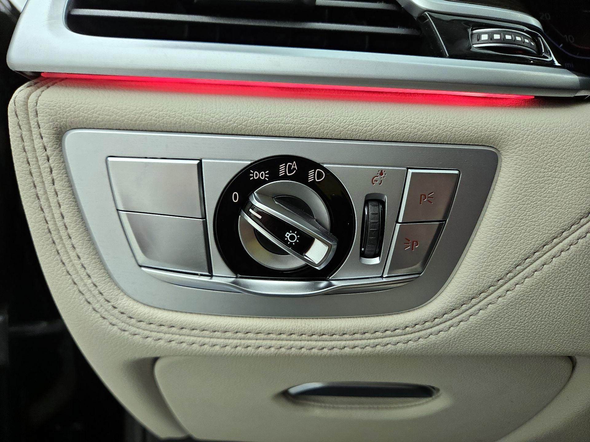 Thumbnail: 2021 BMW 7 Series - 13