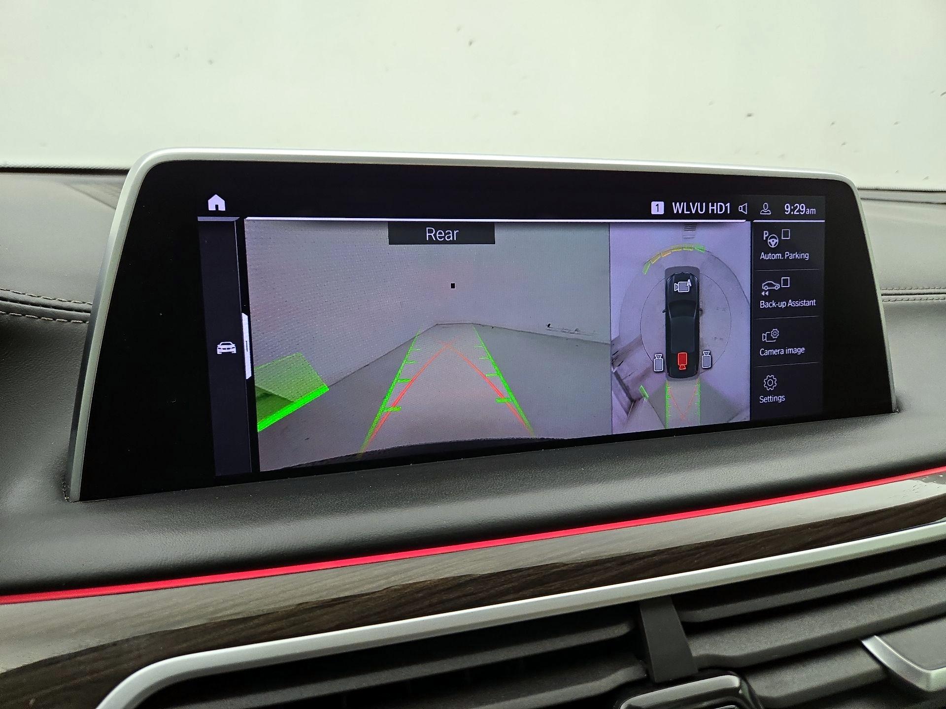 Thumbnail: 2021 BMW 7 Series - 15