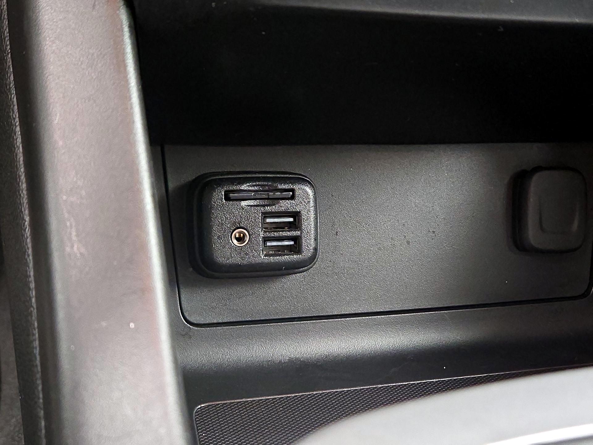 Thumbnail: 2021 Chevrolet Colorado - 18