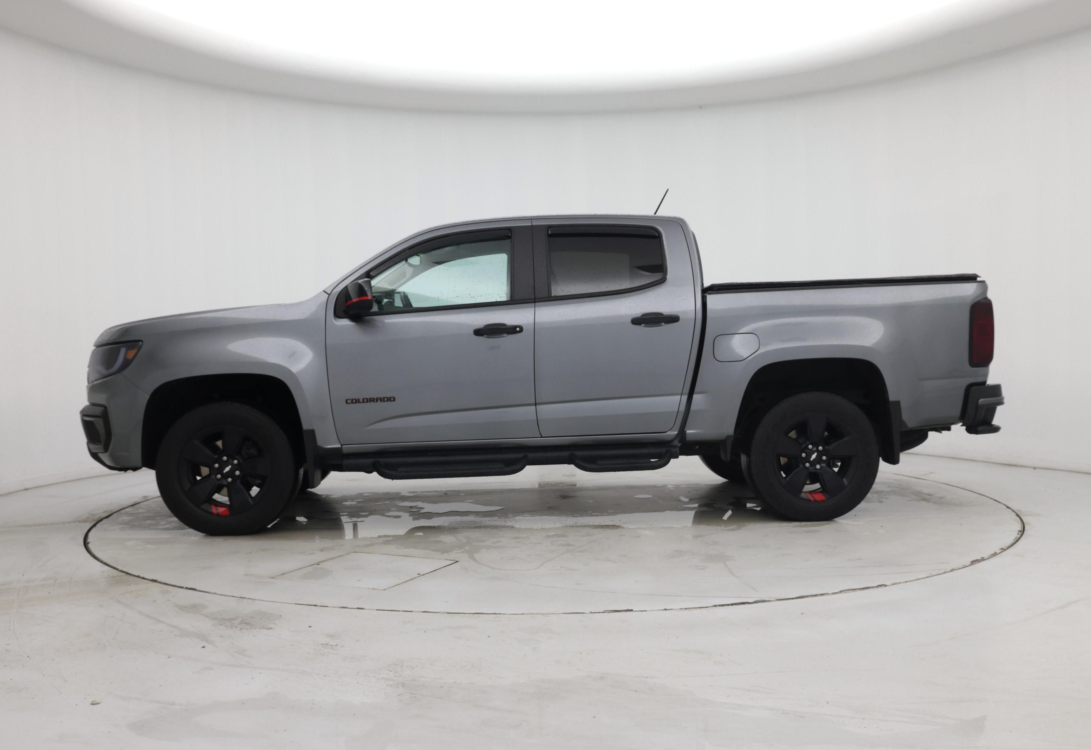 Thumbnail: 2021 Chevrolet Colorado - 3