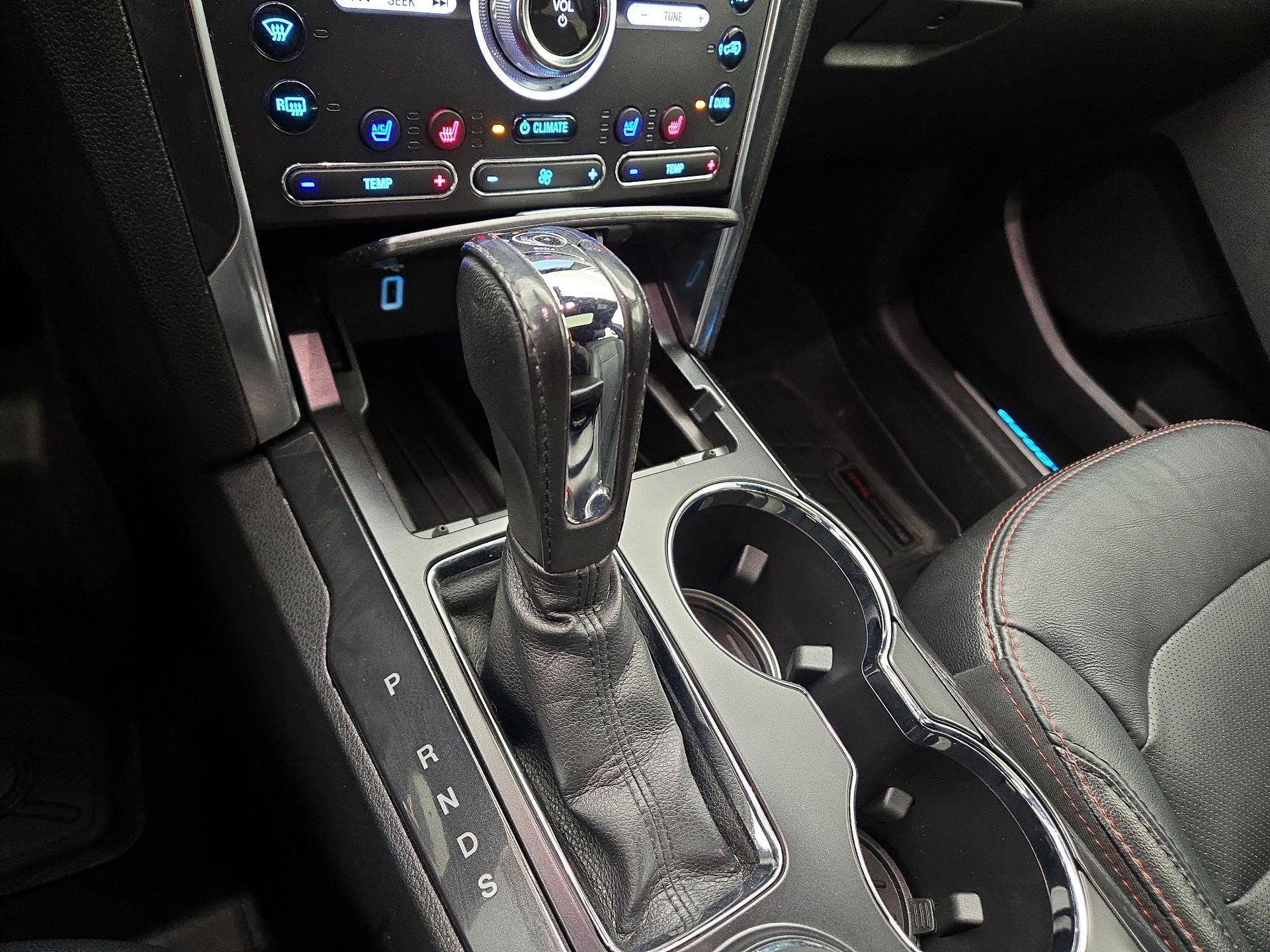 Thumbnail: 2018 Ford Explorer - 17