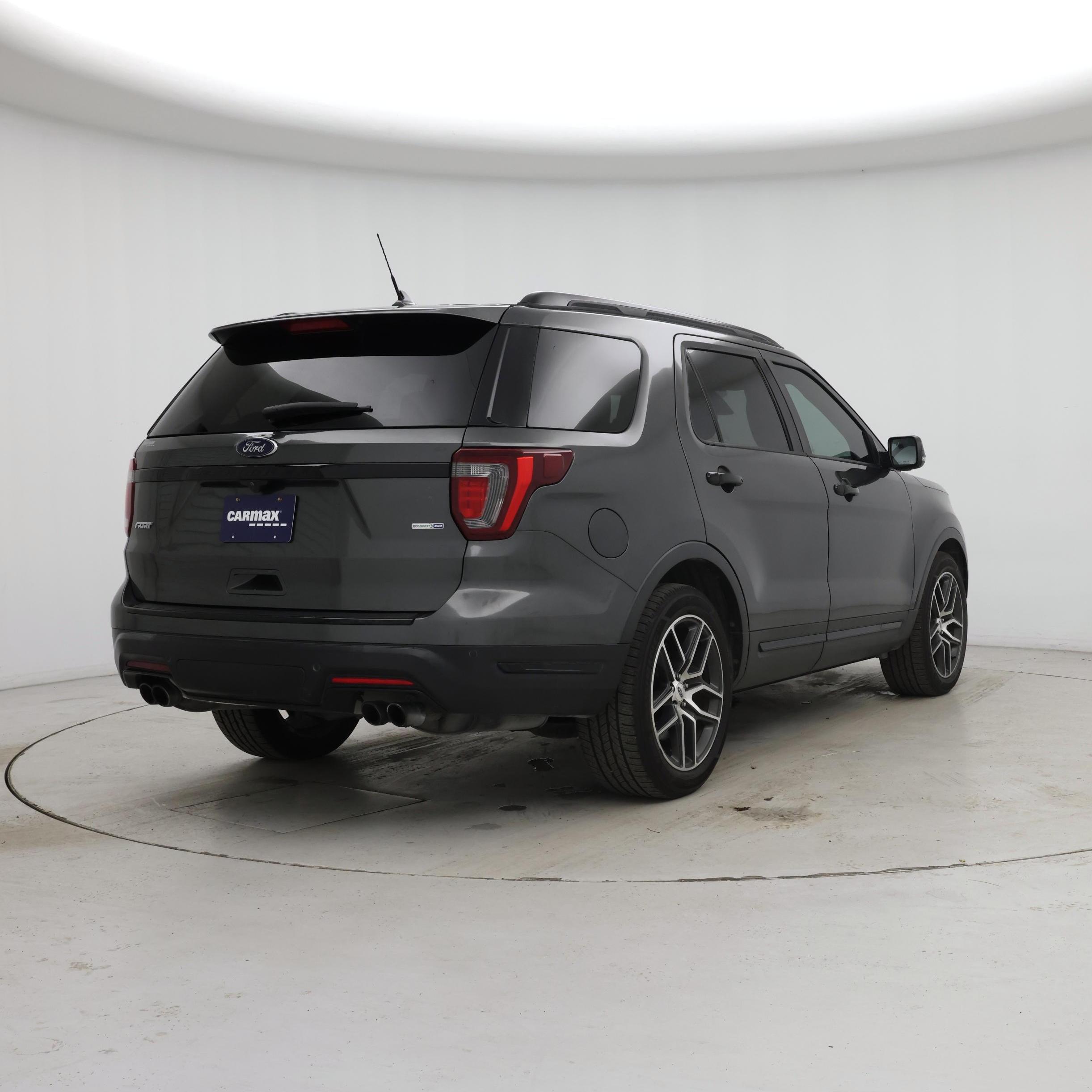 Thumbnail: 2018 Ford Explorer - 8