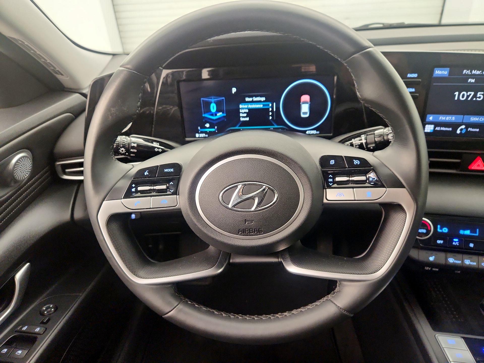 Thumbnail: 2022 Hyundai Elantra - 10